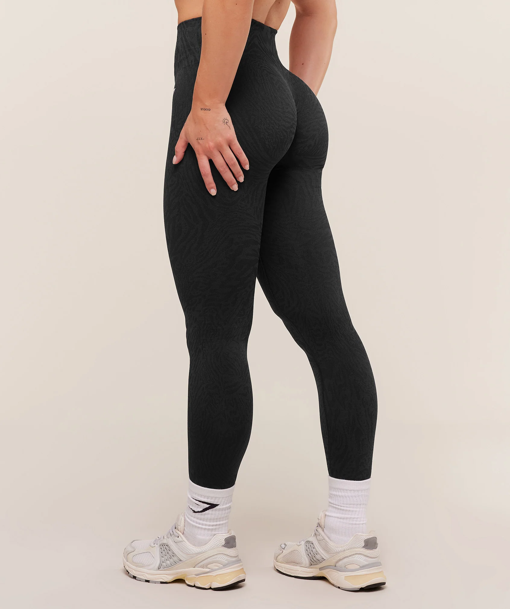 Gymshark Adapt Animal Seamless Leggings - Black/Asphalt Grey - Image 2