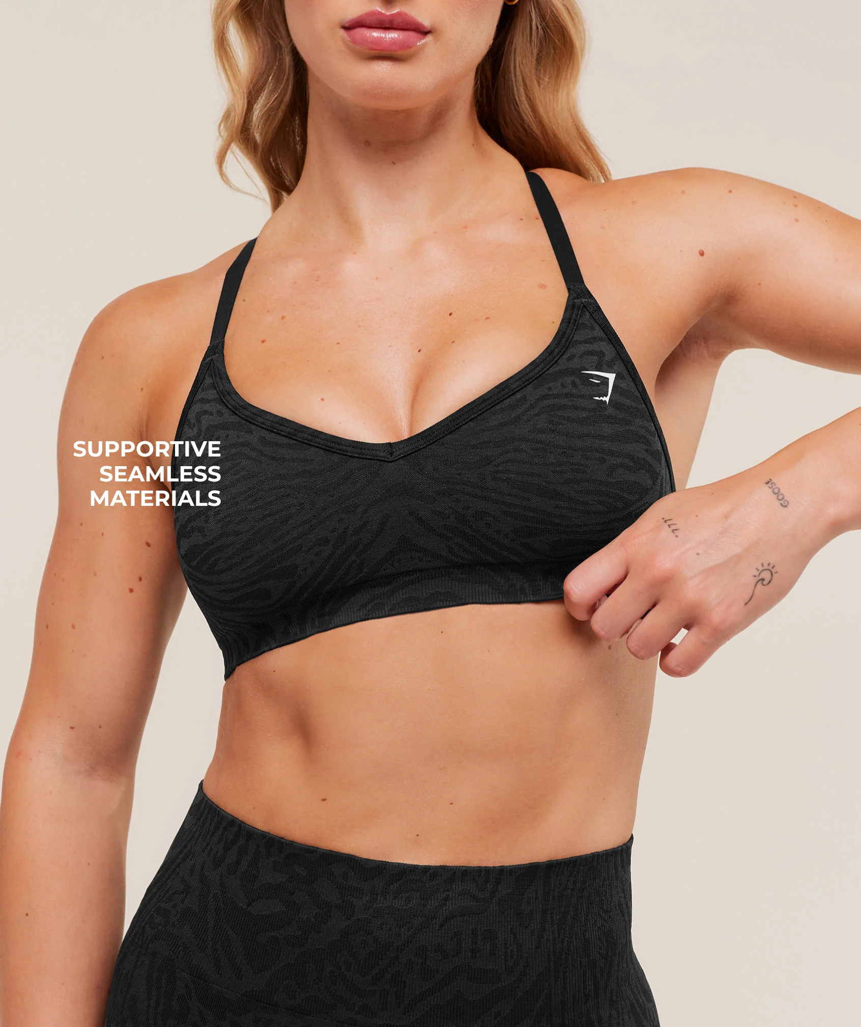 Gymshark Adapt Animal Seamless Sports Bra - Black/Asphalt Grey - Image 4