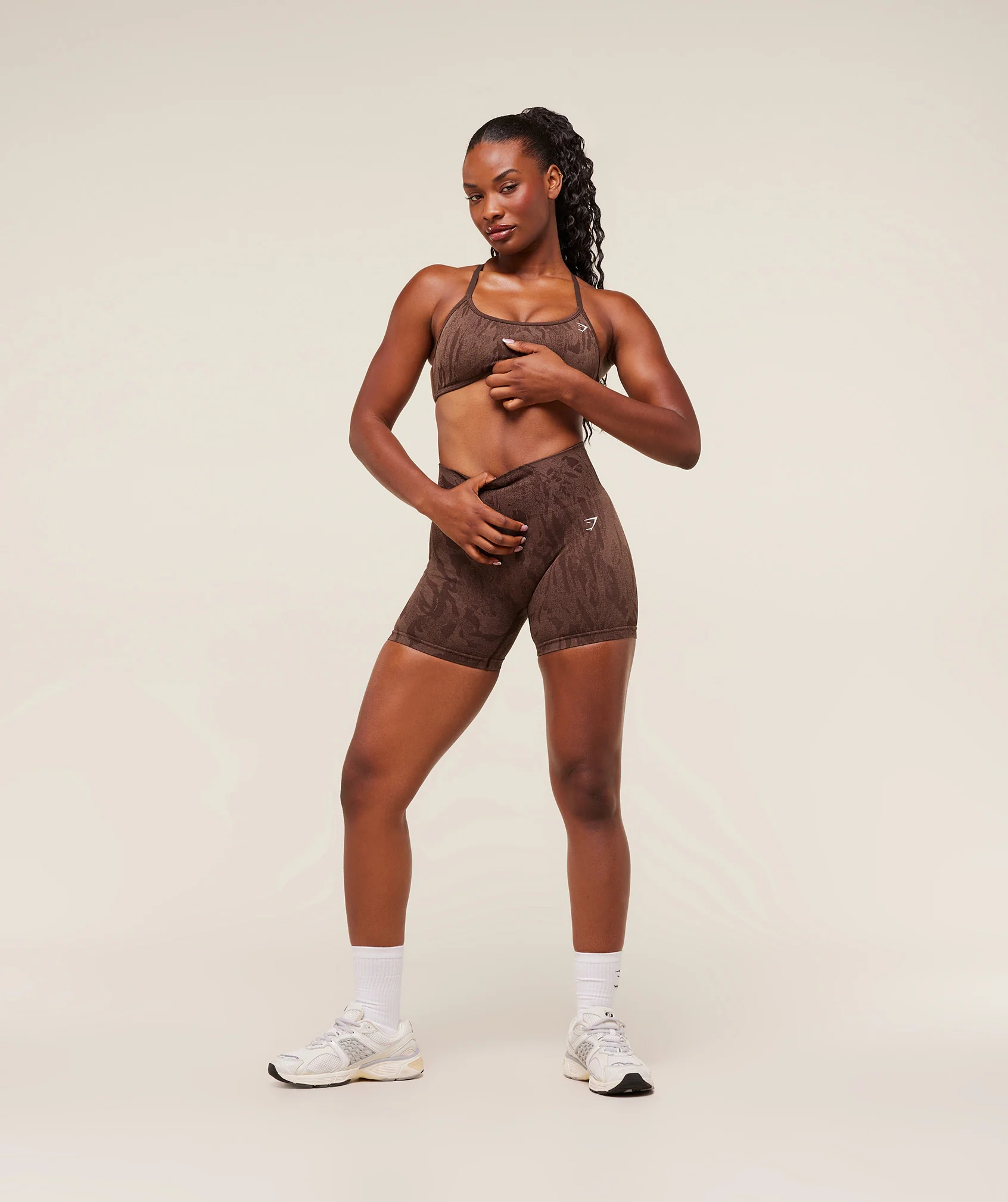 Gymshark Adapt Camo Cross Back Sports Bra - Archive Brown/Soft Brown - Image 4