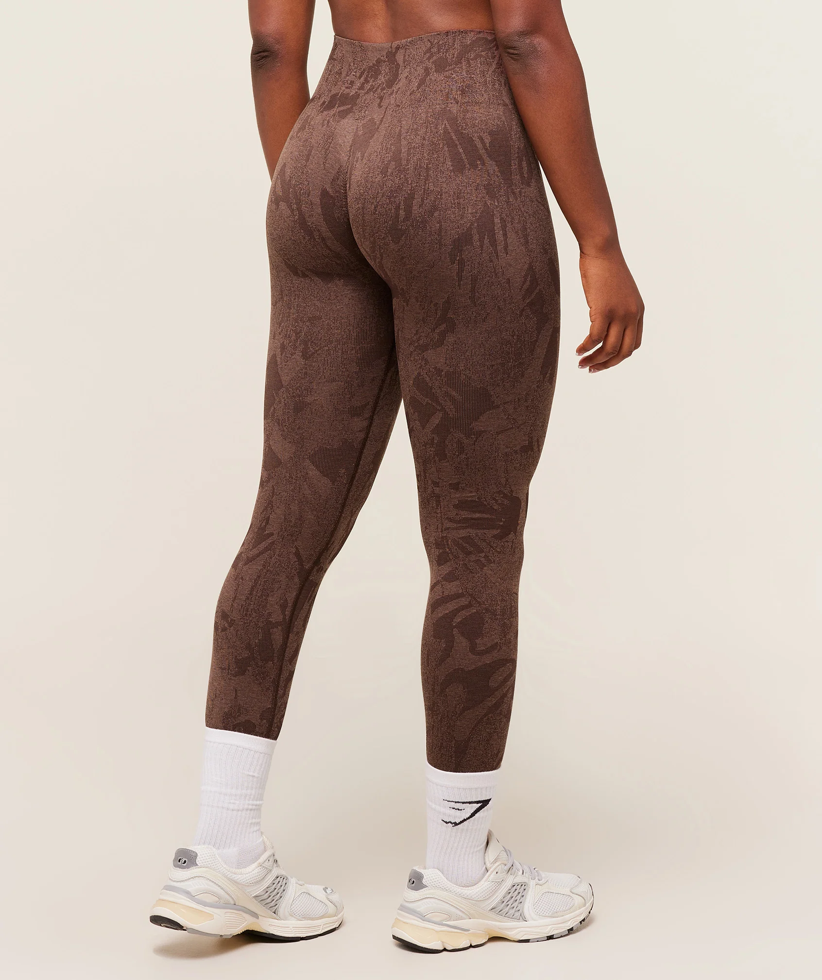 Gymshark Adapt Camo Seamless Leggings - Archive Brown/Soft Brown - Image 2