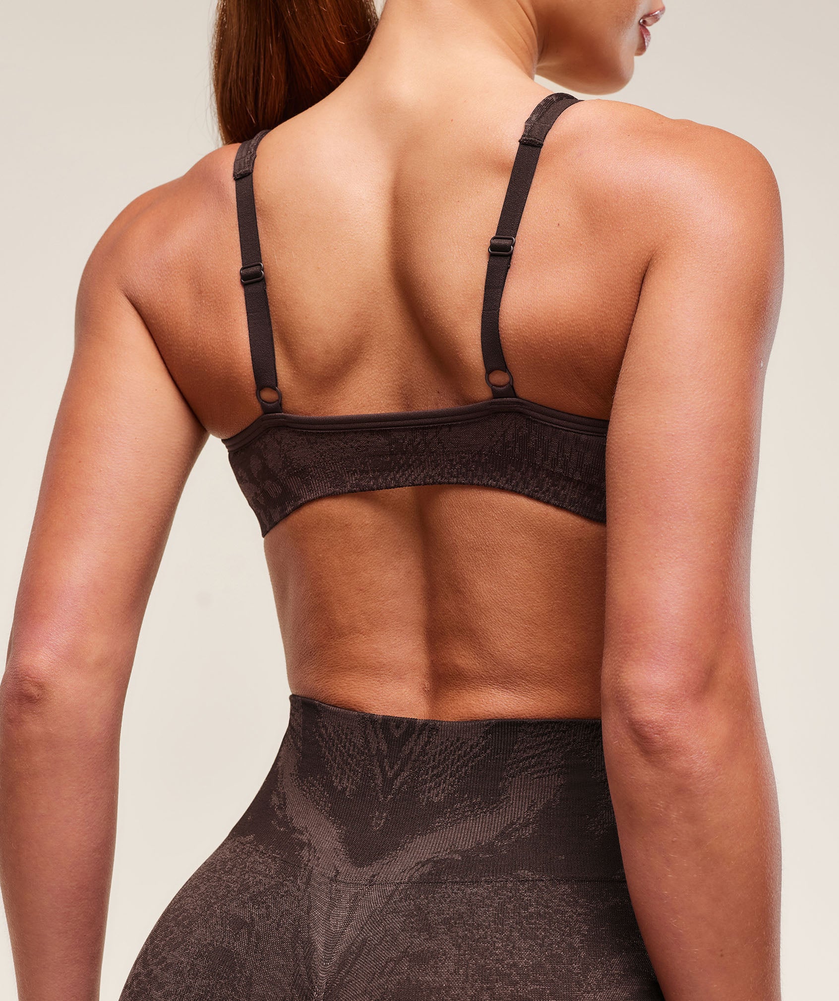 Gymshark Adapt Animal X Whitney Seamless Twist Front Bra - Archive Brown/Soft Brown - Image 5