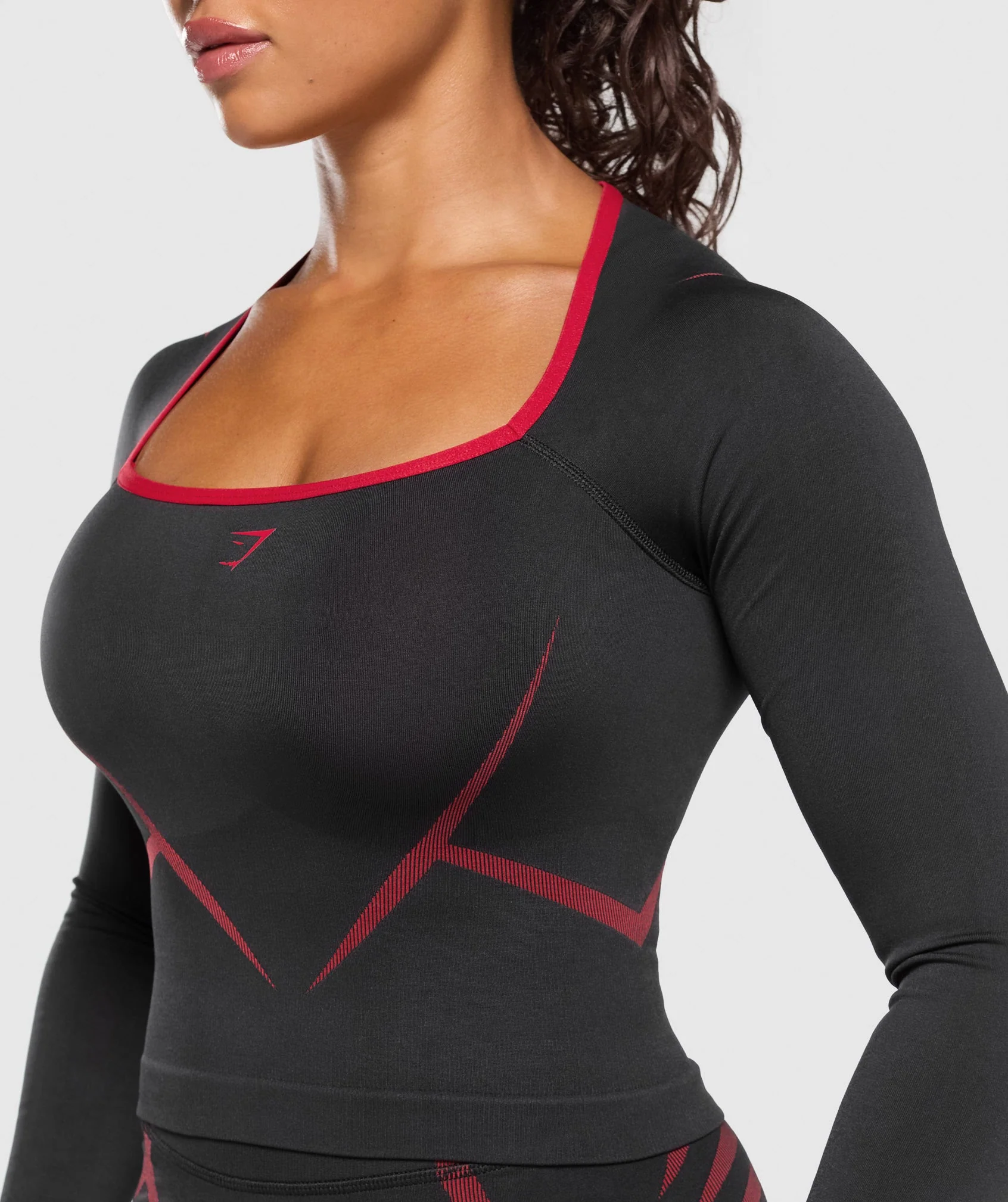 Gymshark Apex Lift Seamless Long Sleeve Crop Top - Black/Carmine Red - Image 7