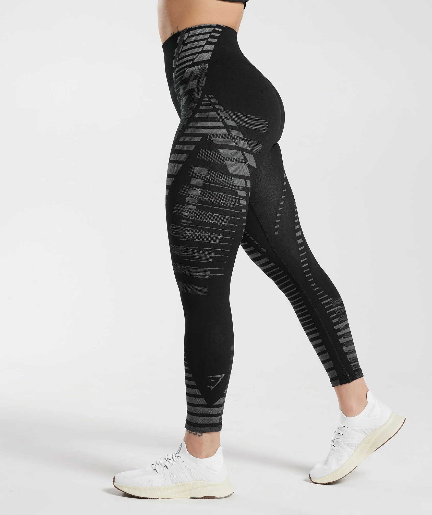 Gymshark Apex Limit Leggings - Black/Light Grey - Image 3