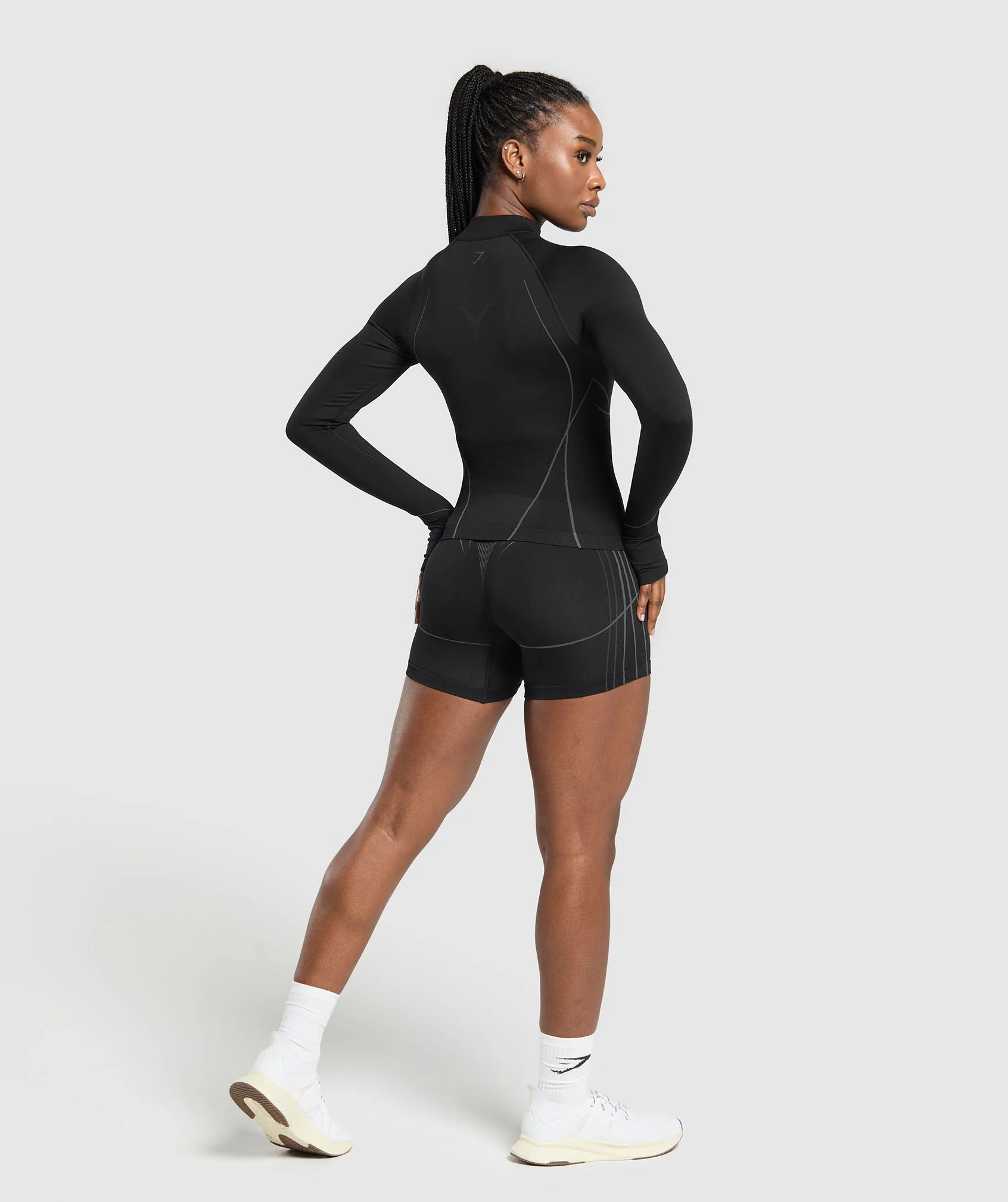 Gymshark Apex Seamless 1/4 Zip Pullover - Black/Graphite Grey - Image 4