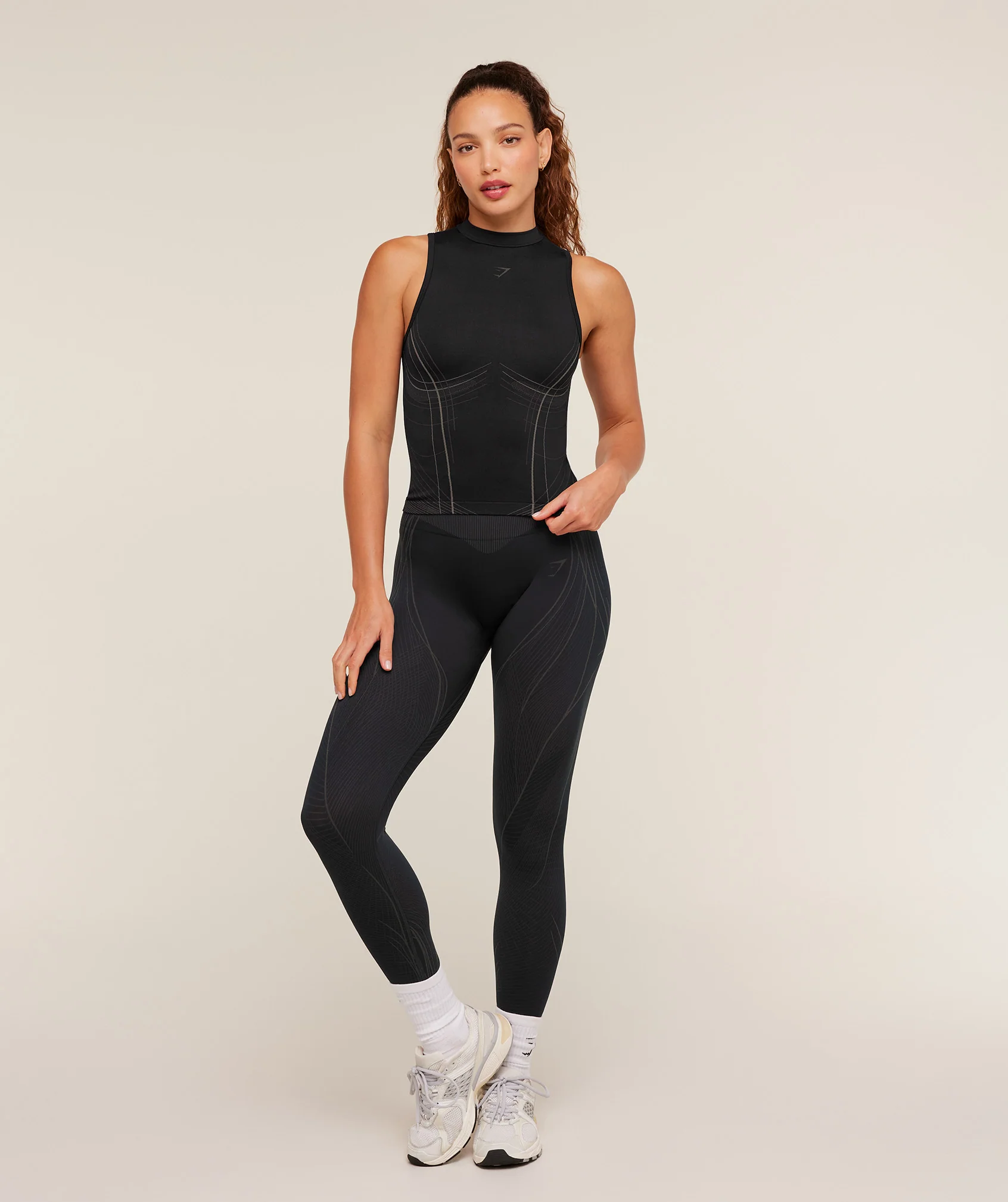Gymshark Apex Seamless Leggings - Black/Onyx Grey - Image 4