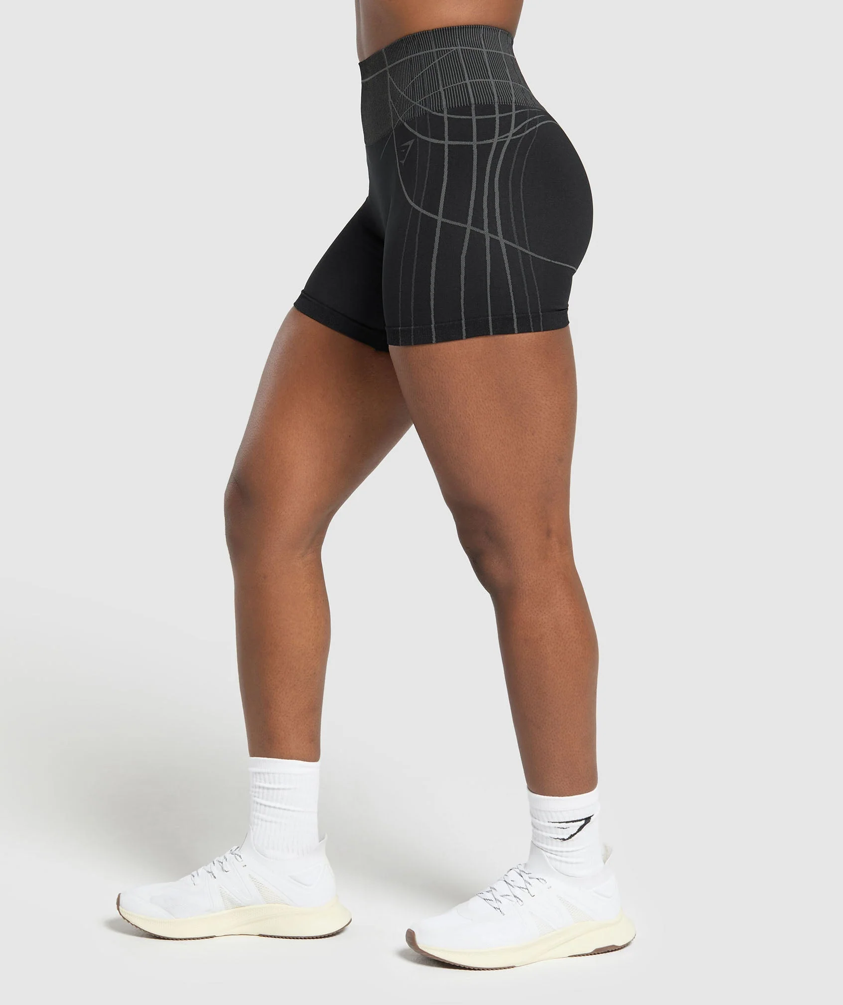 Gymshark Apex Seamless Shorts - Black/Graphite Grey - Image 4