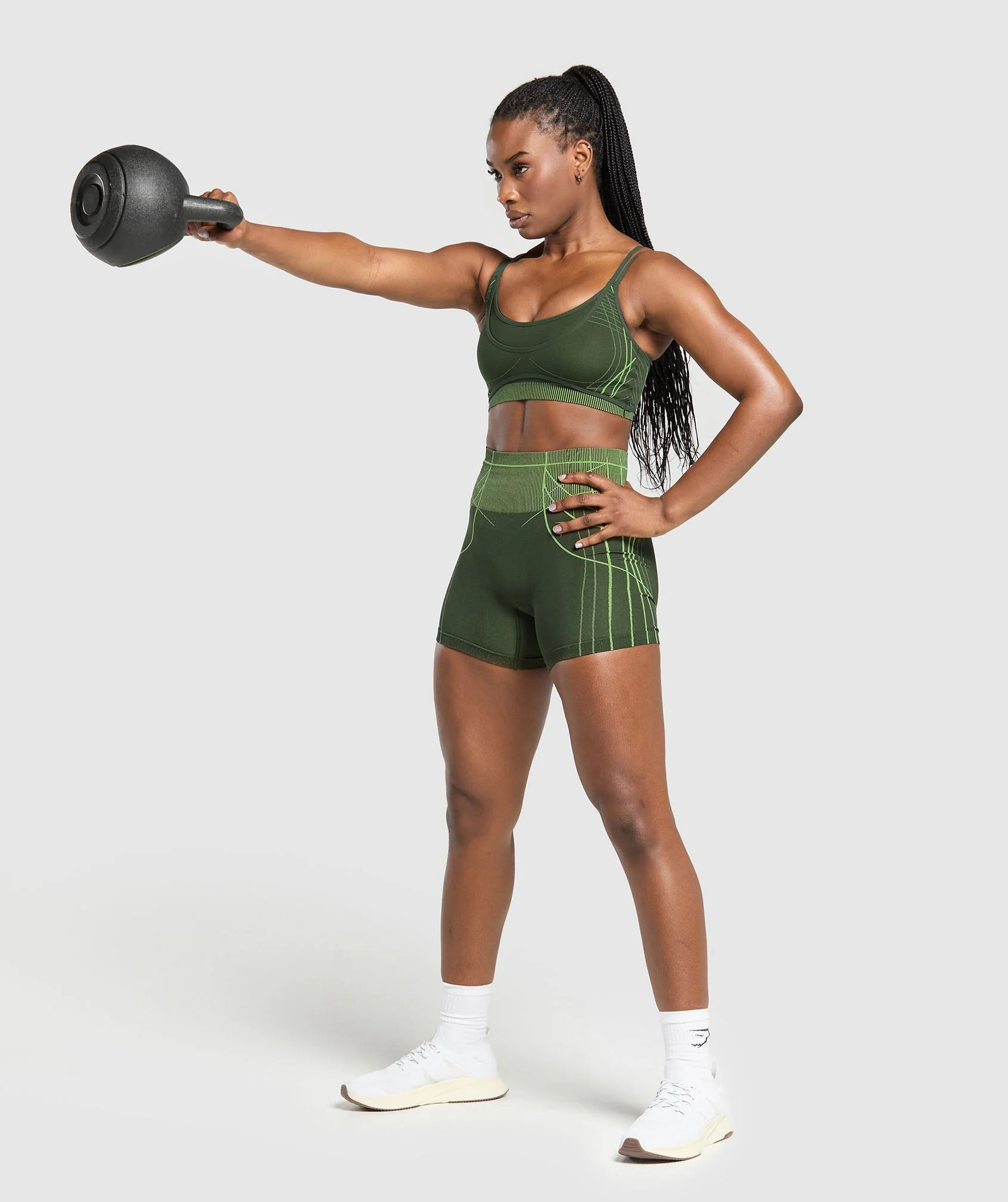 Gymshark Apex Seamless Strappy Sports Bra - Trail Green/Energy Gelato Green - Image 3