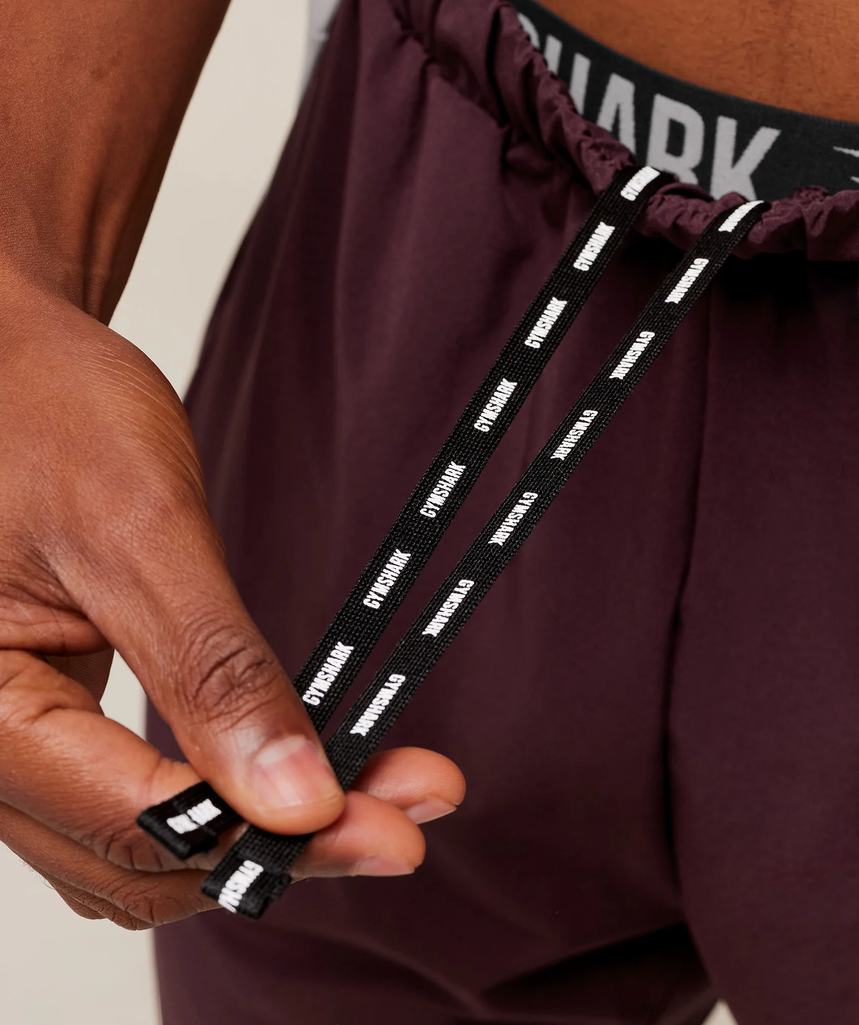 Gymshark Arrival Woven Block Joggers - Cherry Purple - Image 5