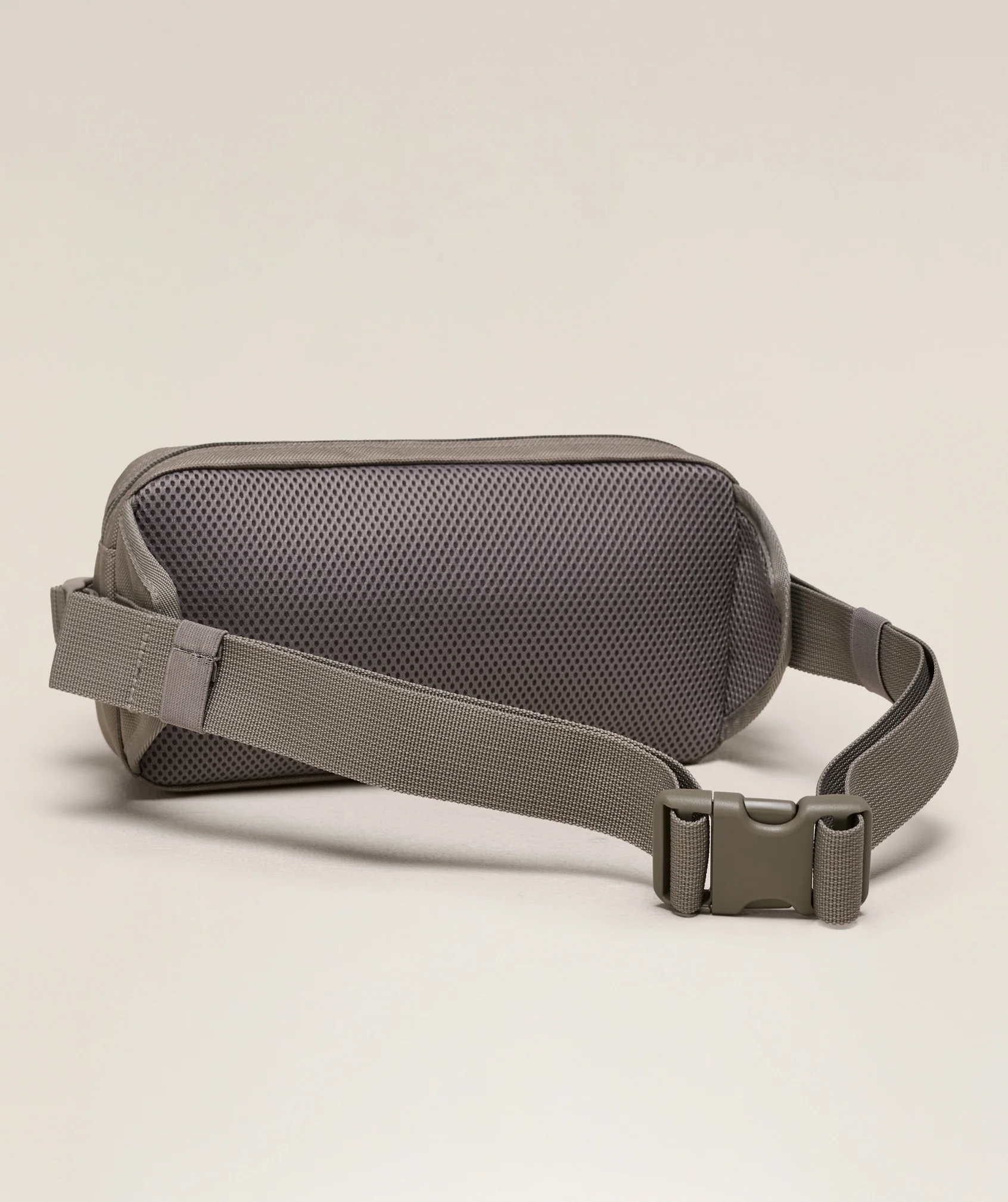 Gymshark Bulk Waistpack - Linen Brown - Image 6