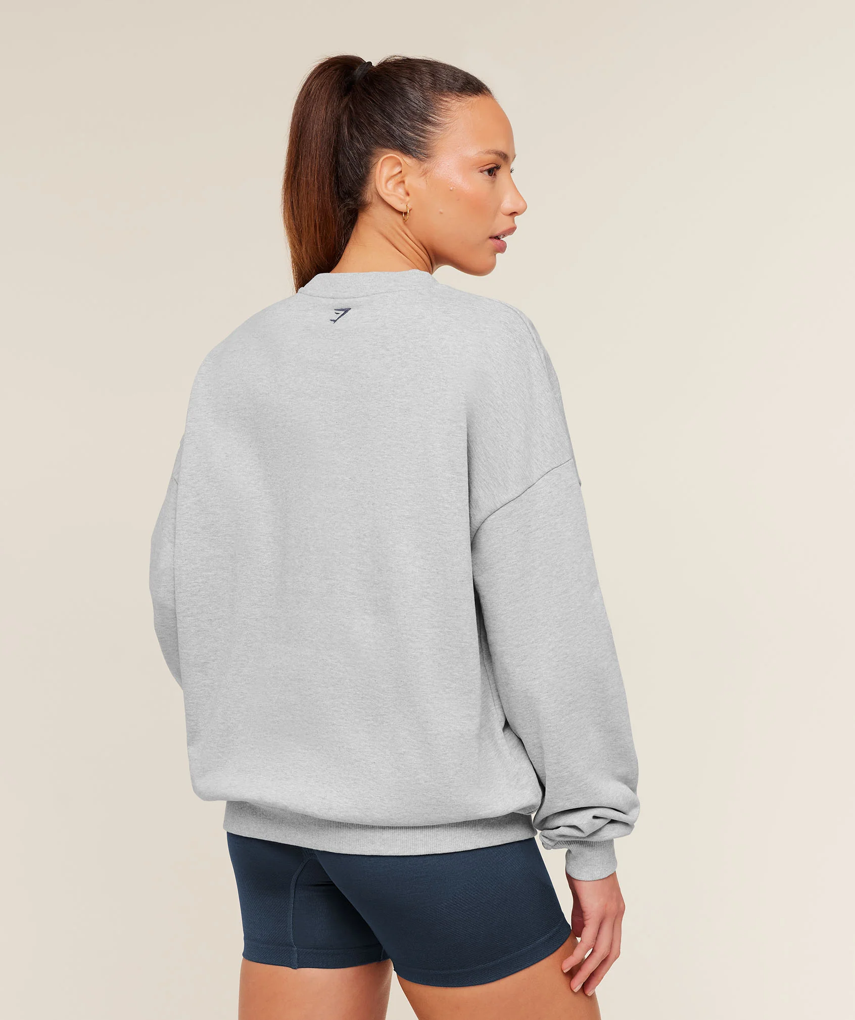 Gymshark Collegiate Graphic Crew Neck Pullover - Light Grey Core Marl - Image 2