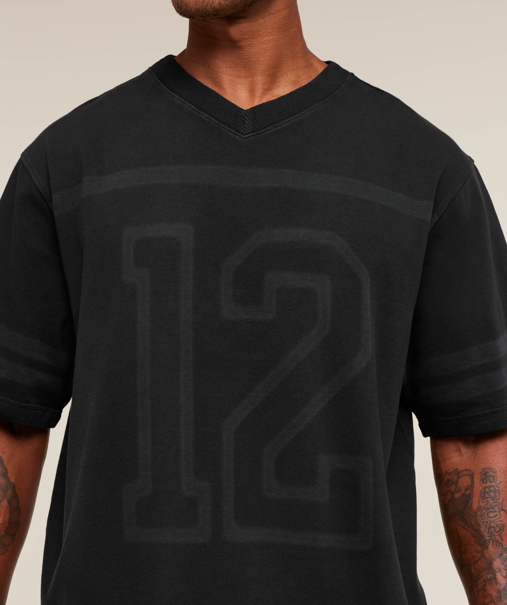 Gymshark Collegiate Washed Jersey T-Shirt - Black - Image 6