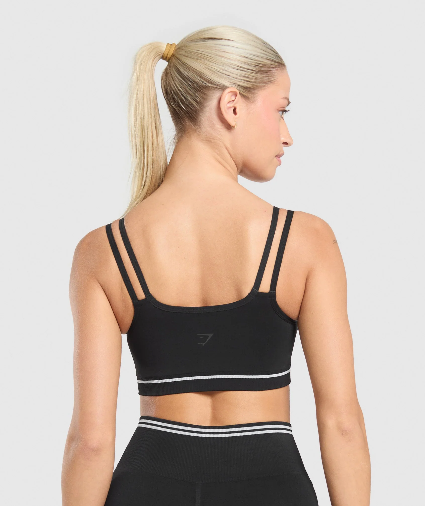 Gymshark Contrast Seamless Sports Bra - Black - Image 2