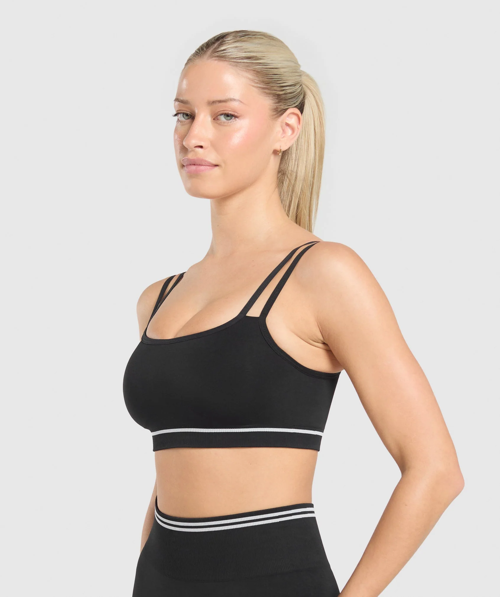 Gymshark Contrast Seamless Sports Bra - Black - Image 3