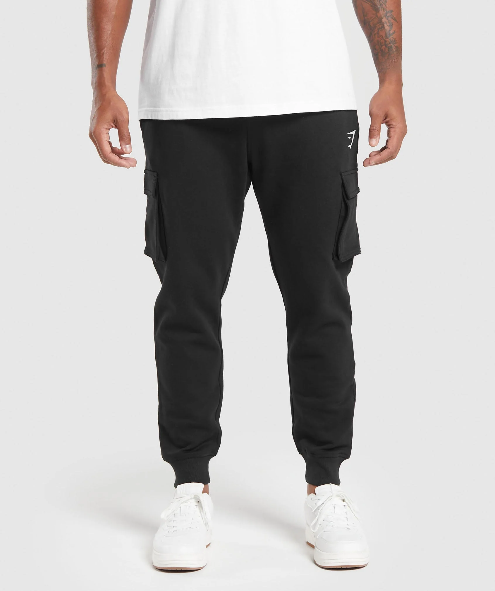Gymshark Crest Cargo Joggers - Black - Image 2