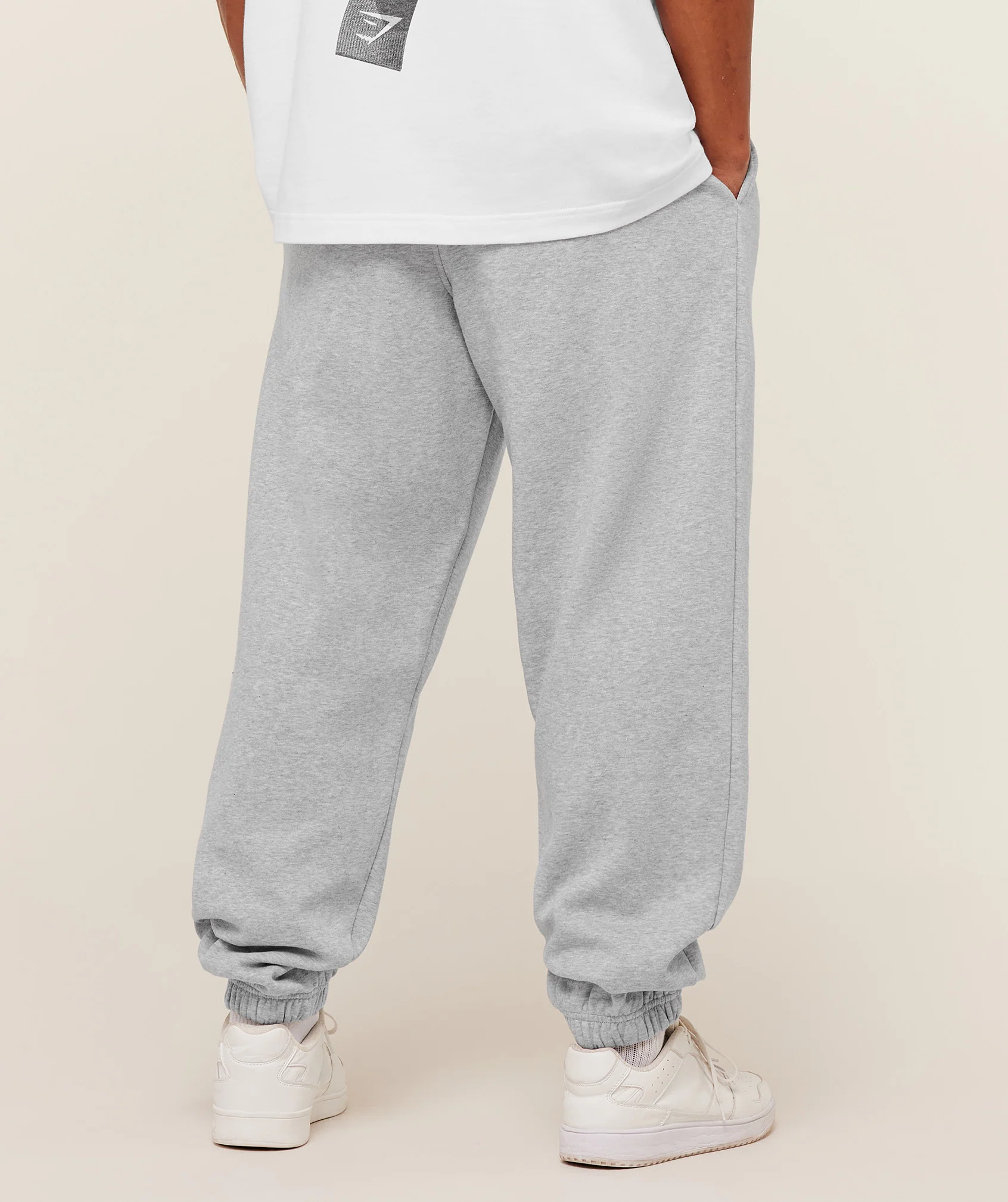 Gymshark Crest Oversized Joggers - Light Grey Core Marl - Image 2