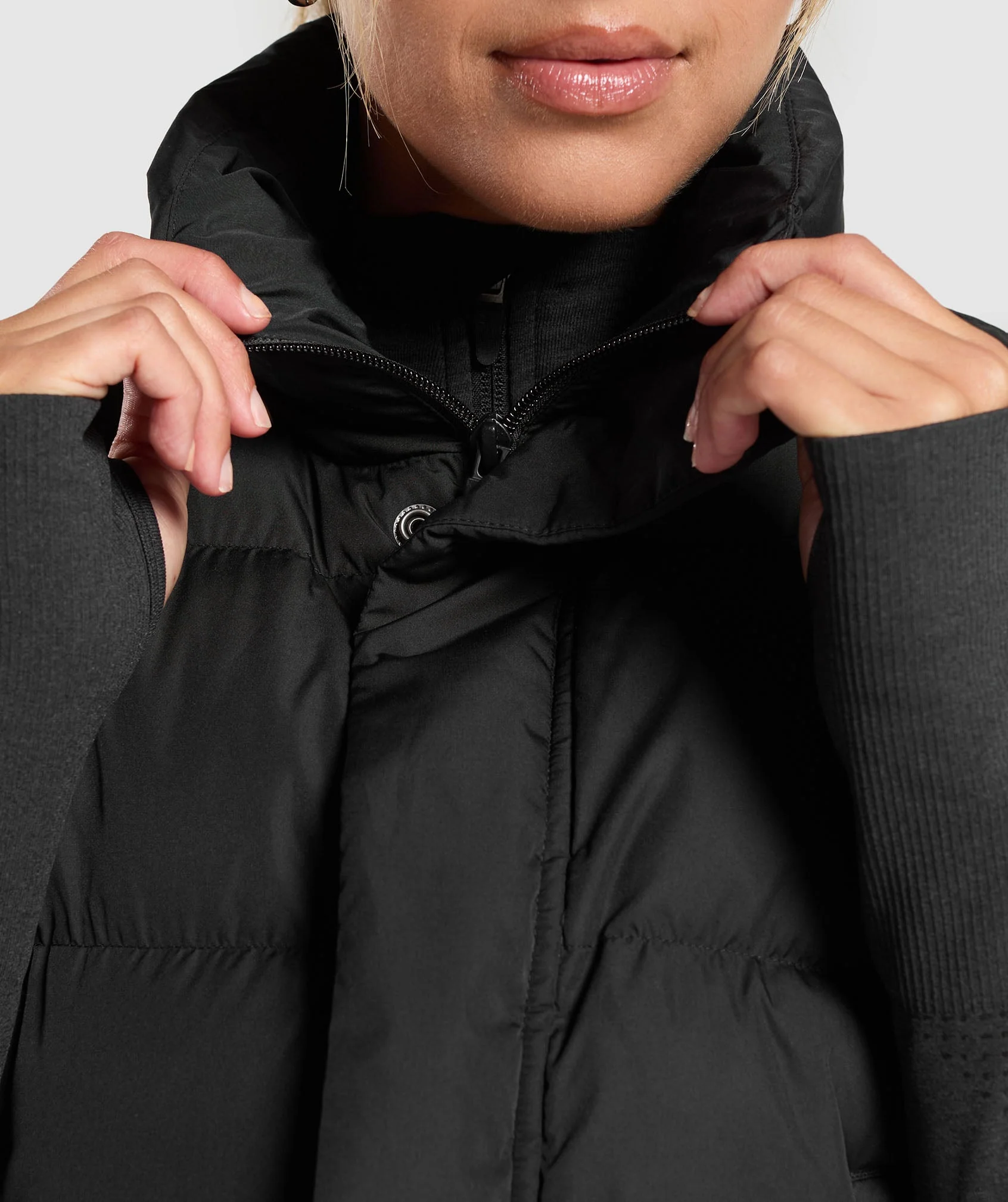 Gymshark Cropped Midi Gilet - Black - Image 6