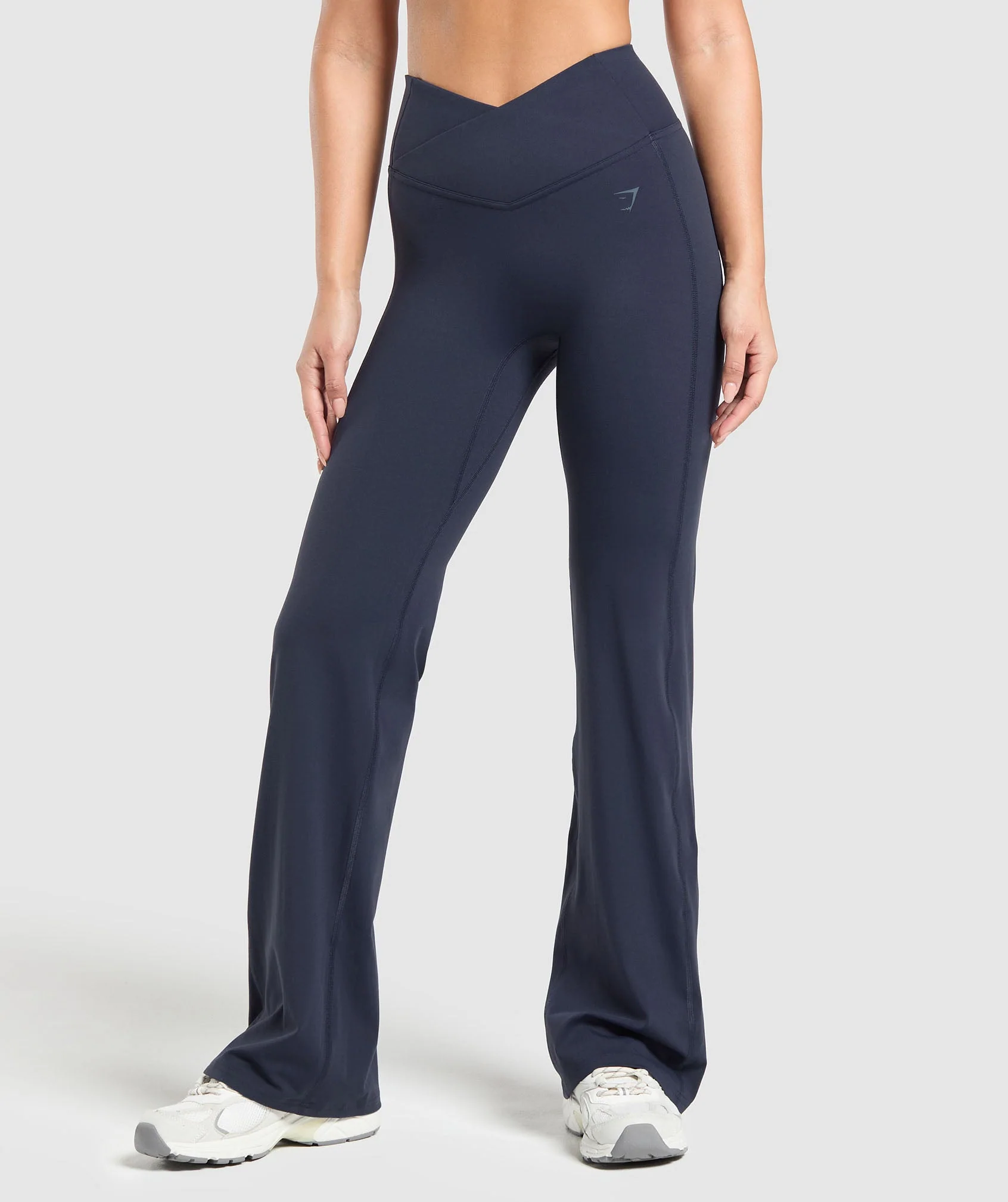 Gymshark Crossover Regular Flared Leggings - Heavy Blue