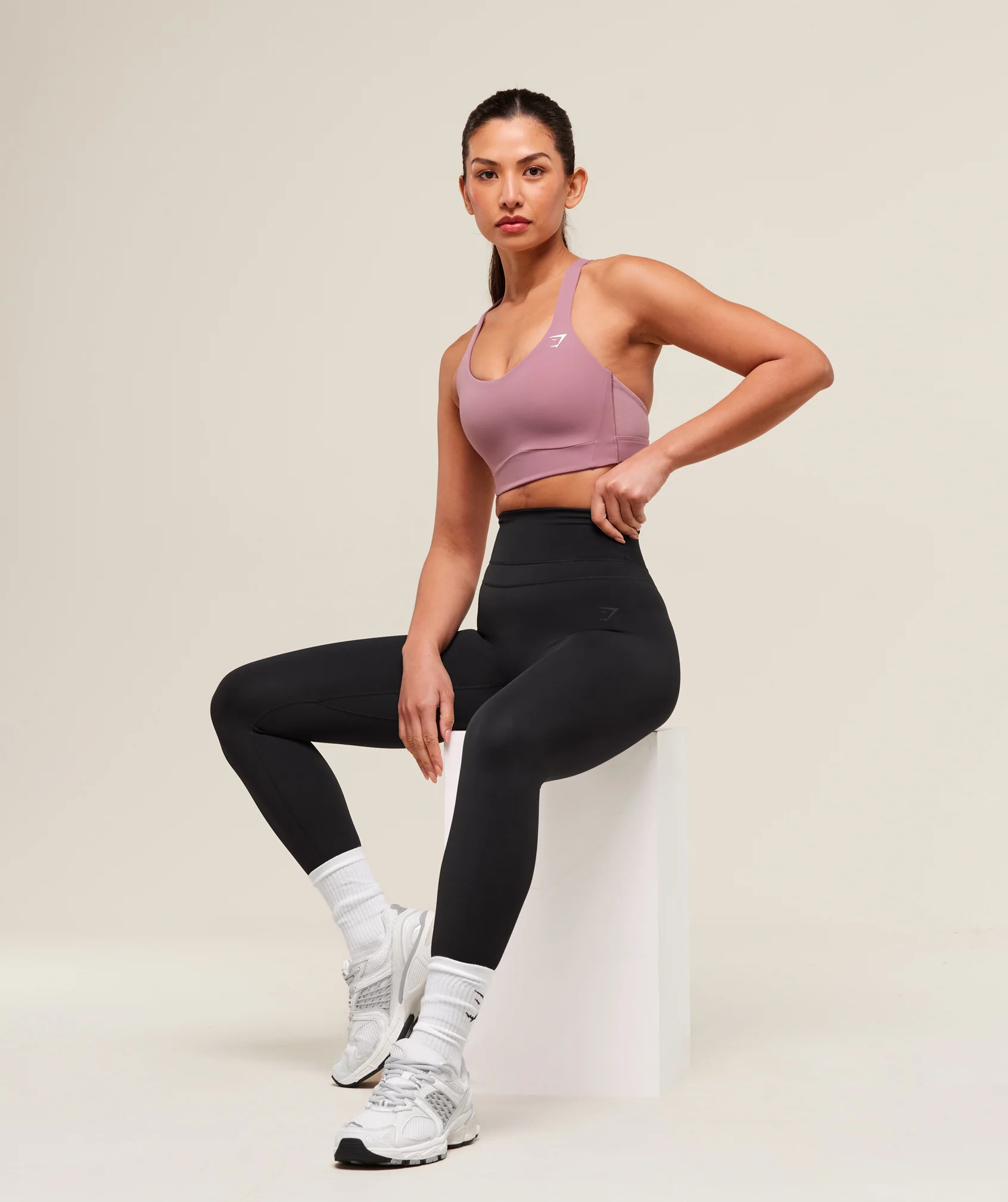 Gymshark Crossover Strap High Support Sports Bra - Calm Pink - Image 3