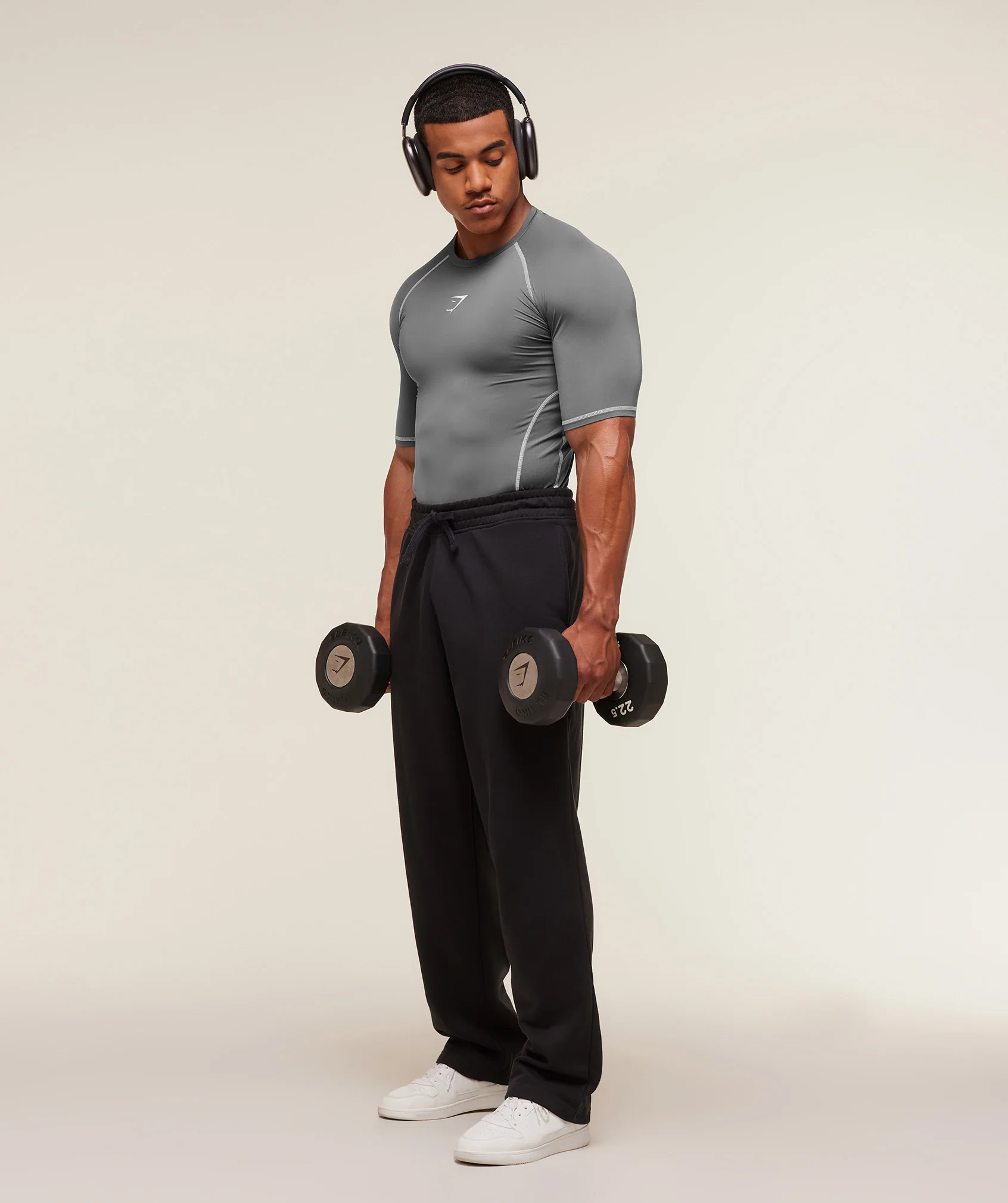Gymshark Element Baselayer T-Shirt - Pitch Grey/White - Image 4