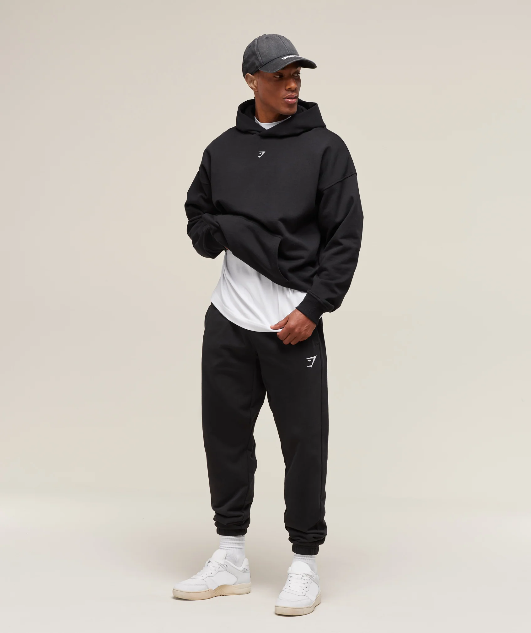 Gymshark Essential Oversized Joggers - Black - Image 5