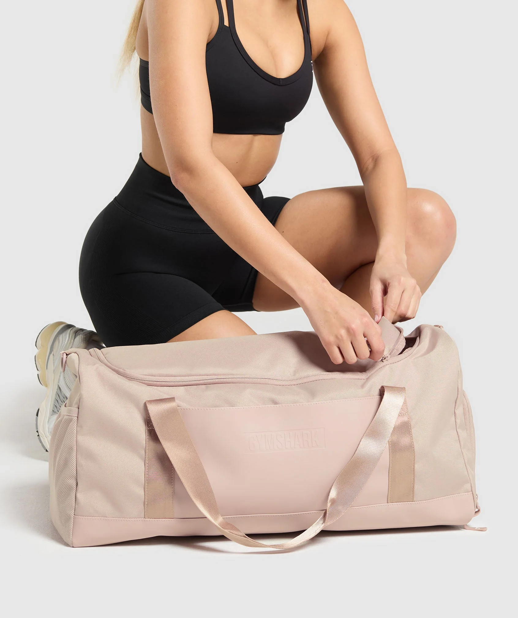 Gymshark Everyday Holdall Medium - Muted Pink - Image 3