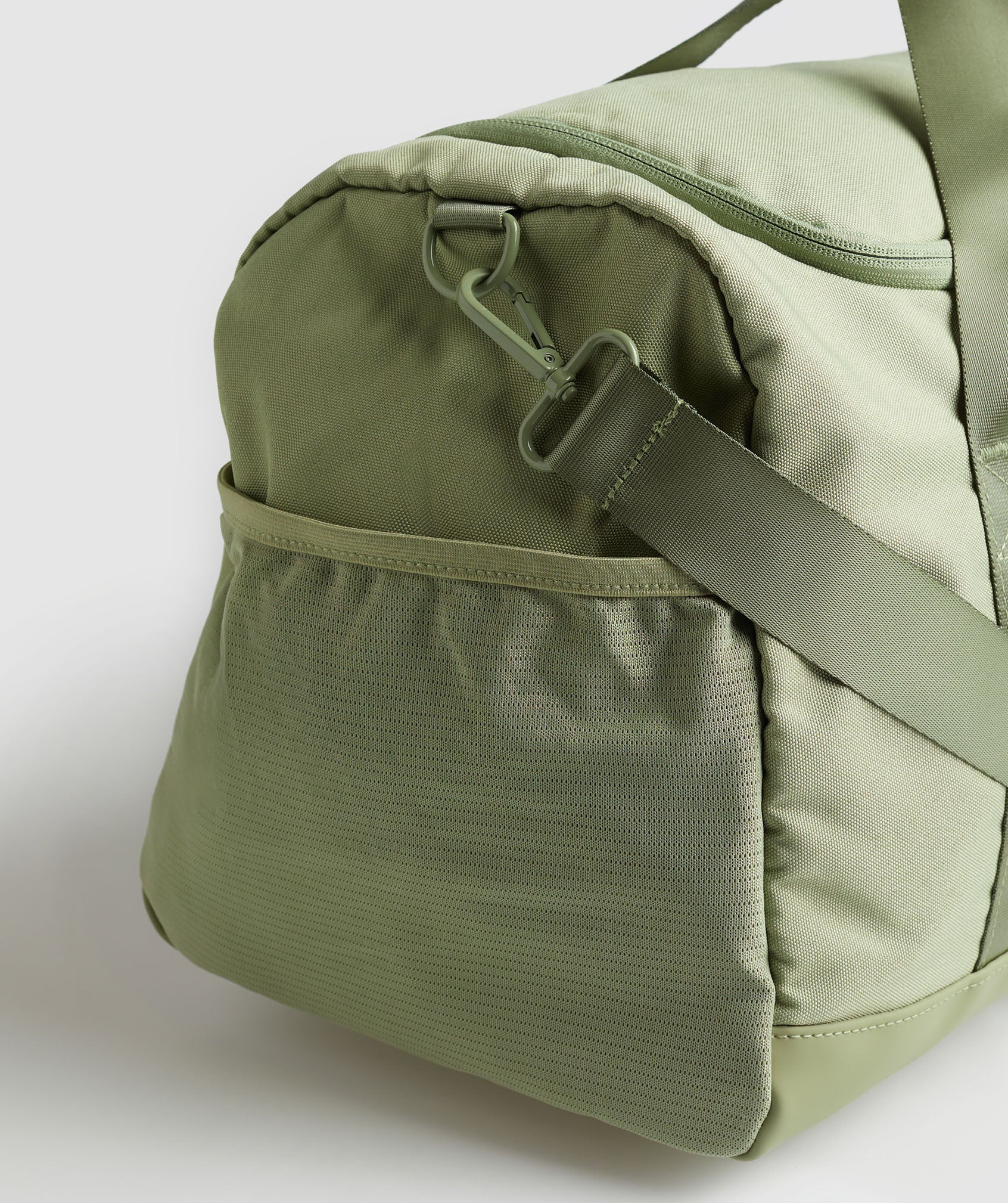Gymshark Everyday Holdall Medium - Natural Sage Green - Image 3