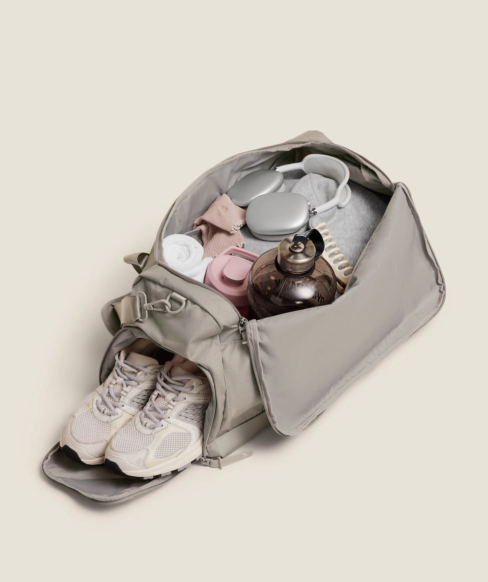 Gymshark Everyday Holdall Small - Mushroom Grey - Image 4