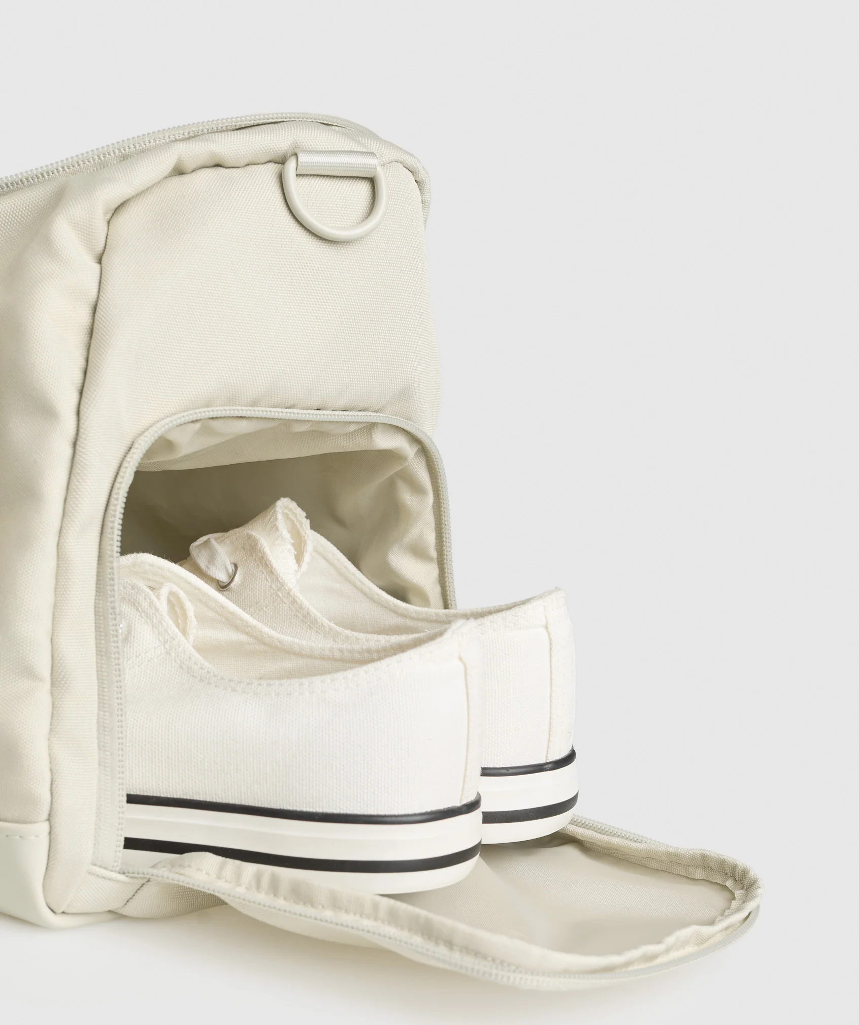 Gymshark Everyday Holdall Small - Pebble Grey - Image 5