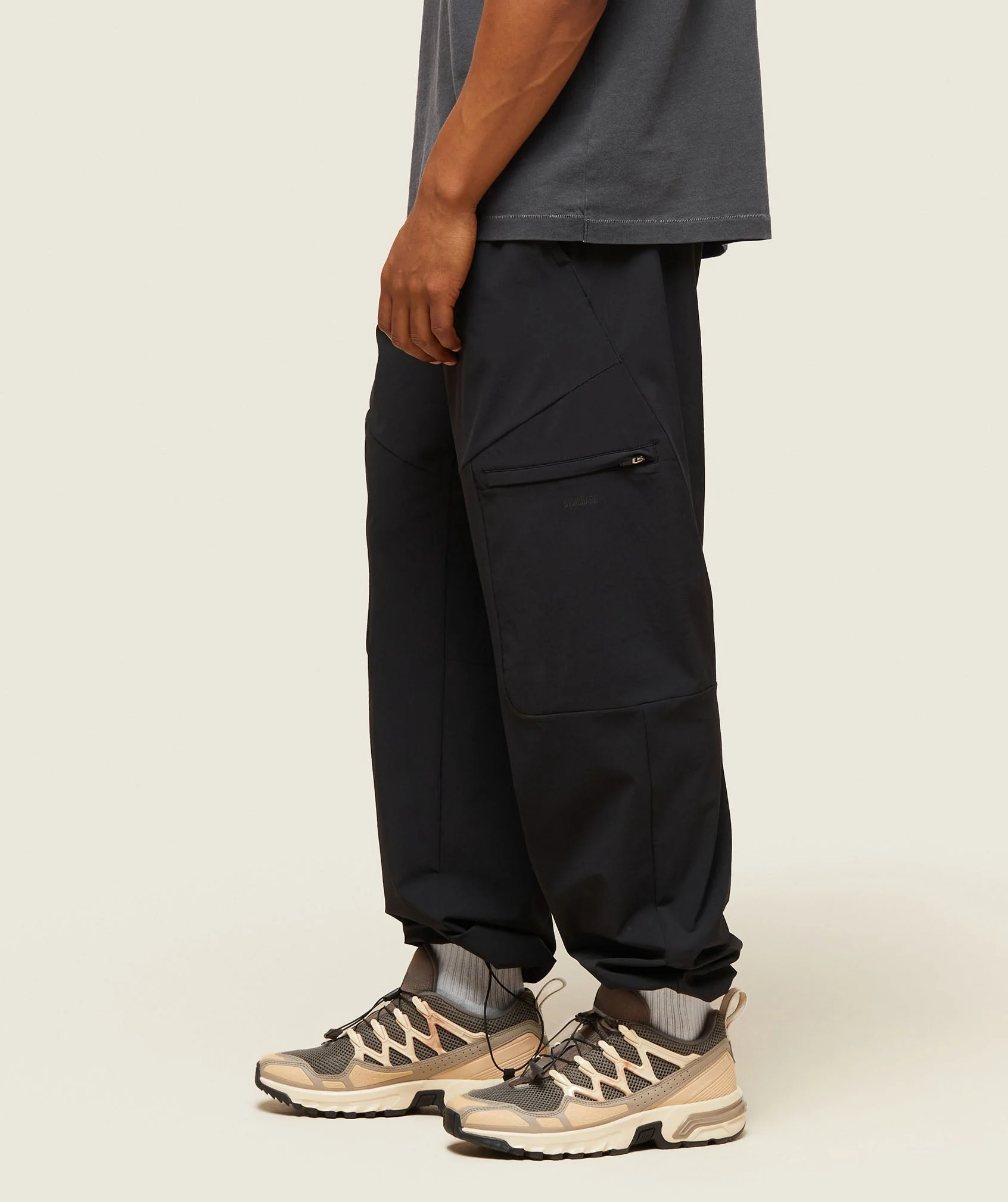 Gymshark everywear Cargo Pants - Black - Image 4