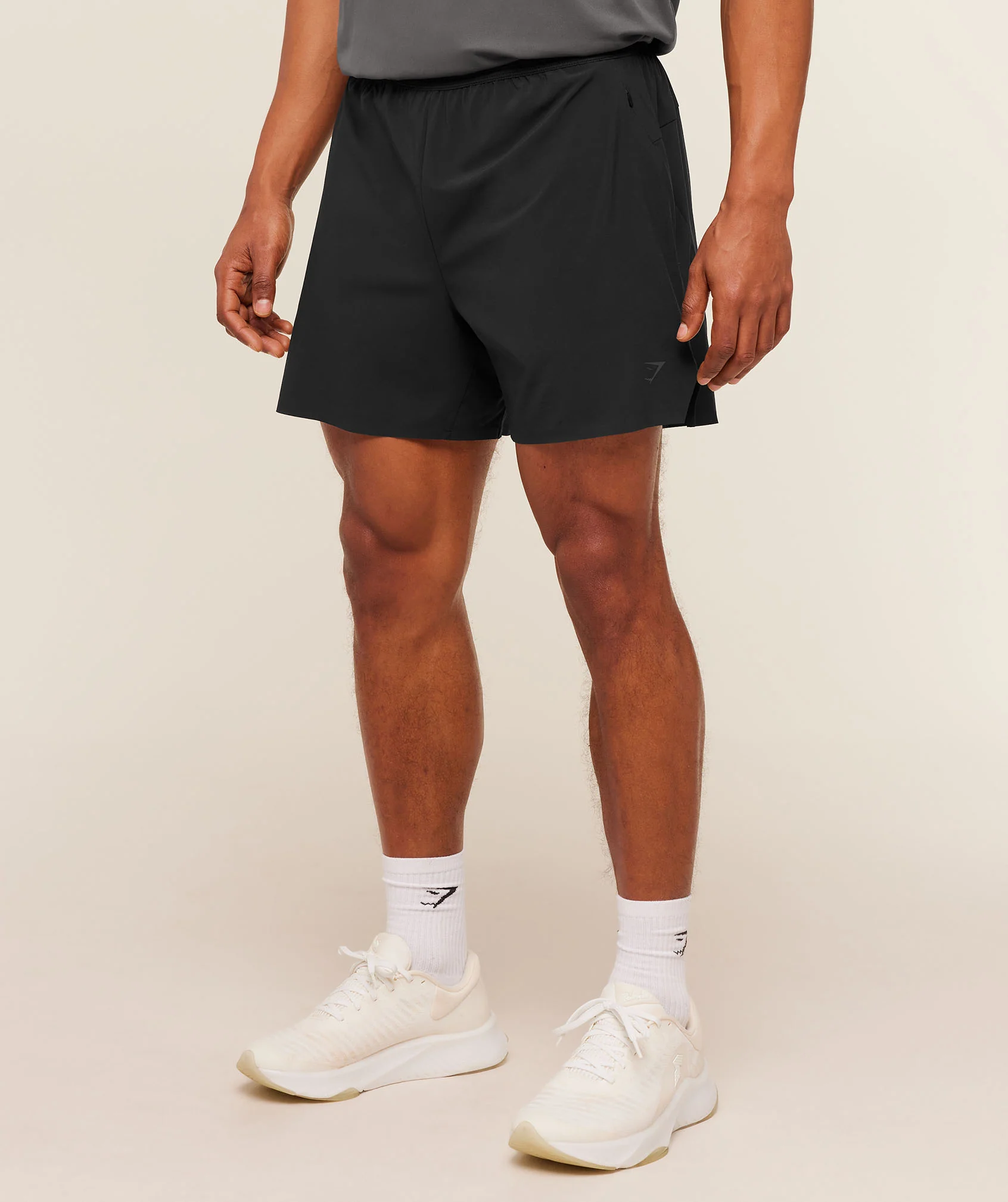 Gymshark Evolve 5" Shorts - Black - Image 3