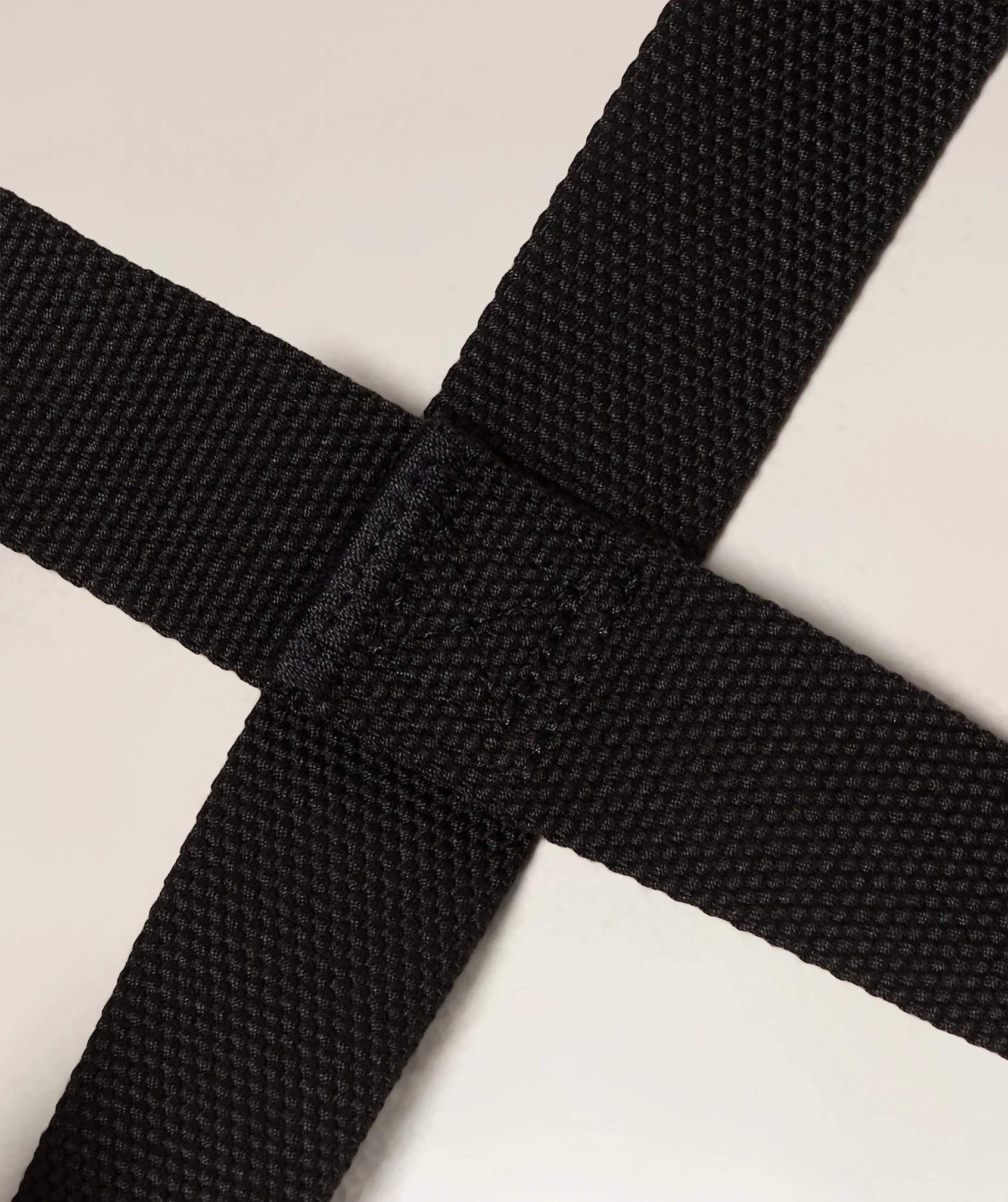 Gymshark Figure 8 Lifting Straps - Black - Image 3