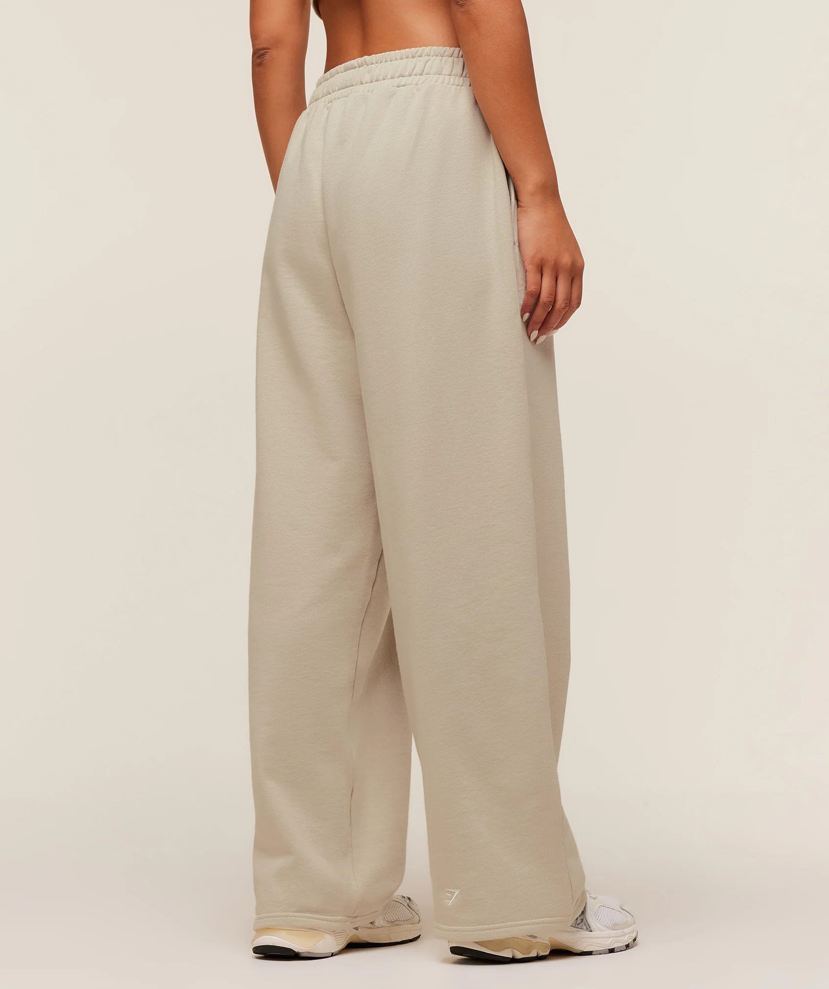 Gymshark Fitness Embroidered Graphic Wide Leg Joggers - Pebble Grey - Image 2