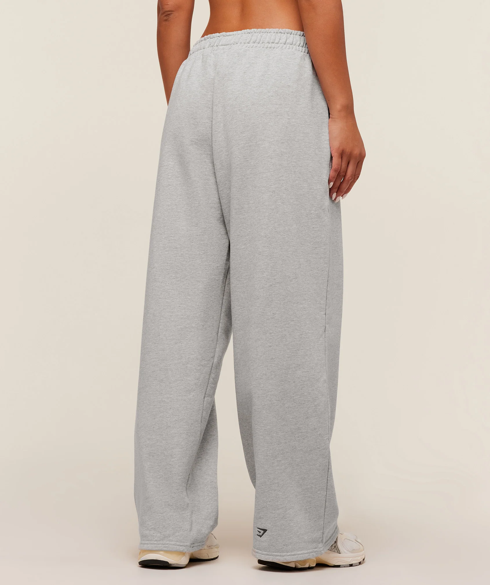 Gymshark Fitness Embroidered Graphic Wide Leg Joggers - Light Grey Core Marl - Image 2