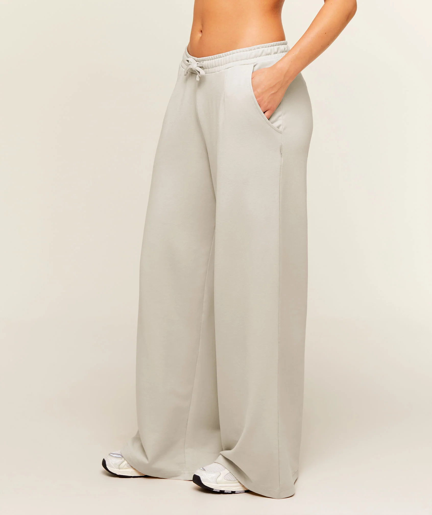 Gymshark Lightweight Wide Leg Pants Regular - Pebble Grey - Image 5