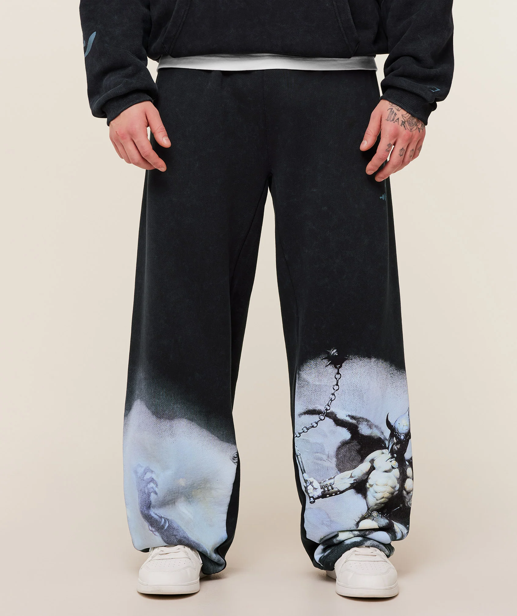 Gymshark Power x Frazetta Graphic Joggers - Black
