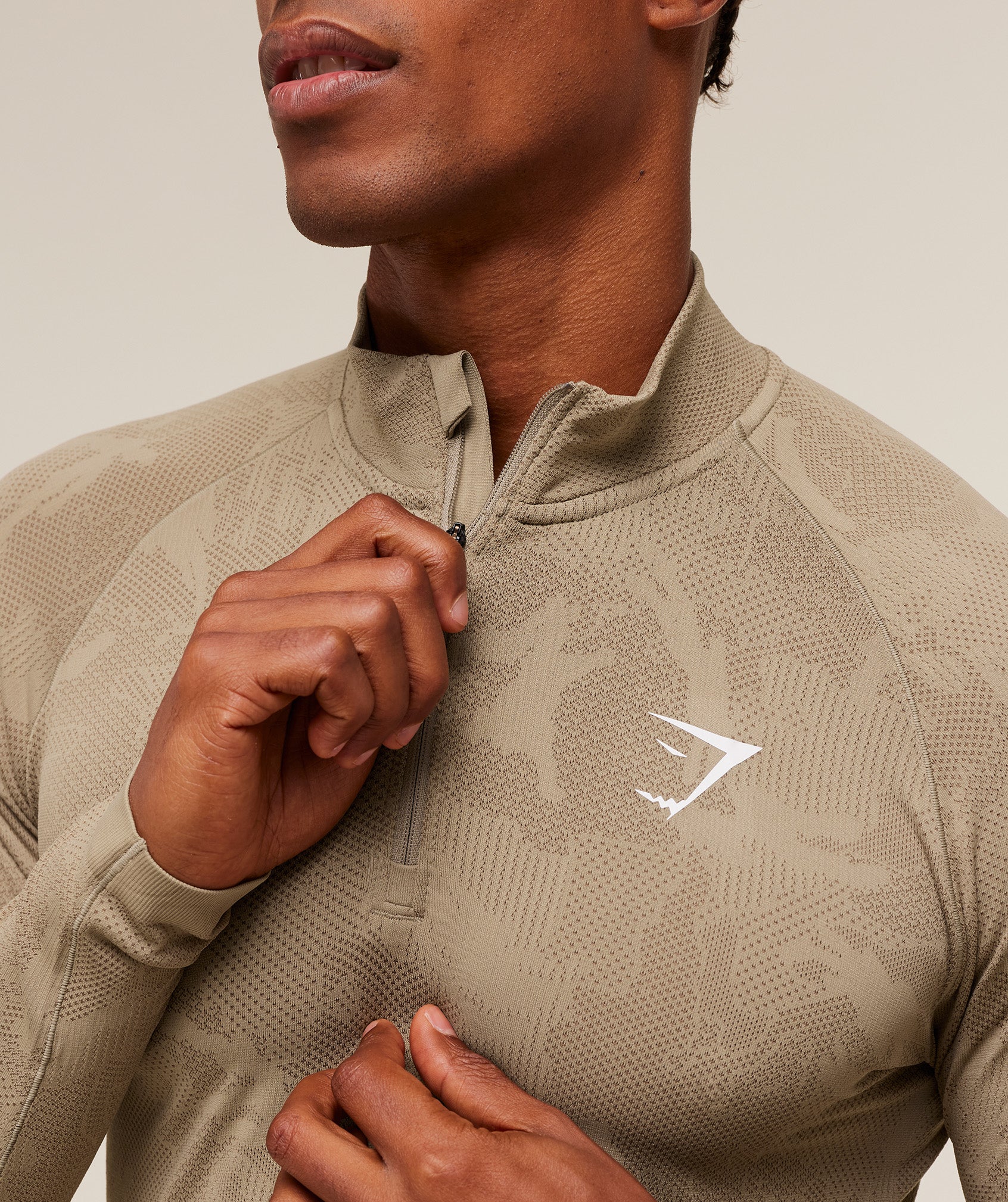 Gymshark Geo Seamless 1/4 Zip - Cement Brown/Soul Brown - Image 5