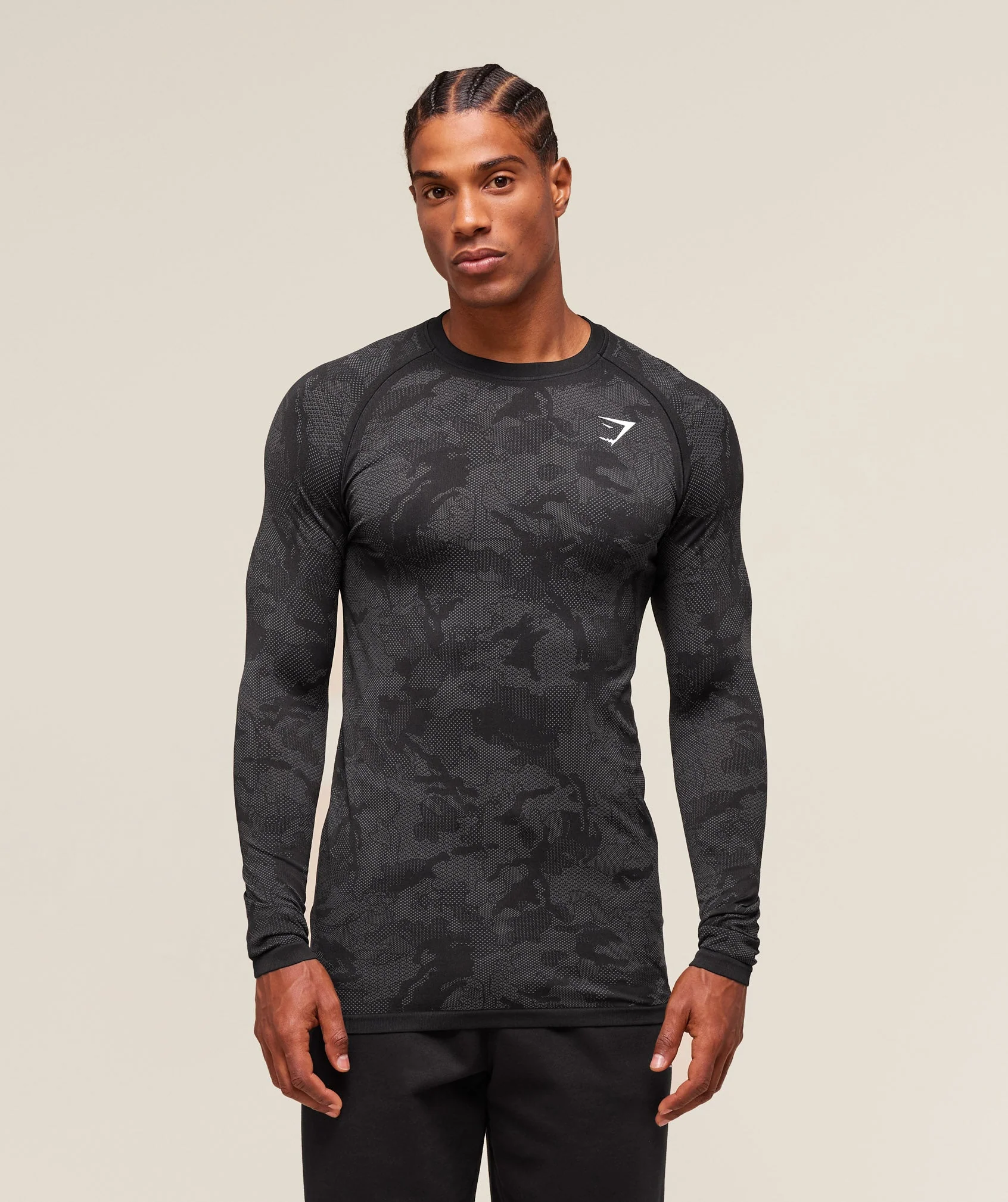 Gymshark Geo Seamless Long Sleeve T-Shirt - Black/Charcoal Grey - Image 4