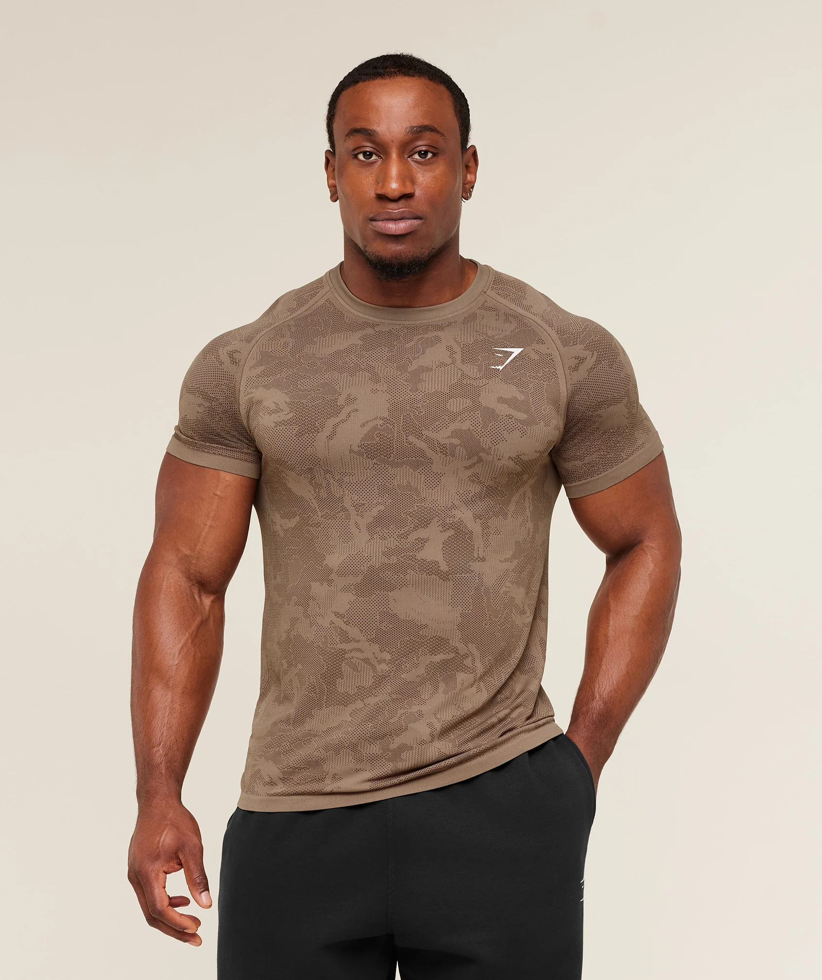 Gymshark Geo Seamless T-Shirt -  Lifestyle Brown /  Archive Brown - Image 4
