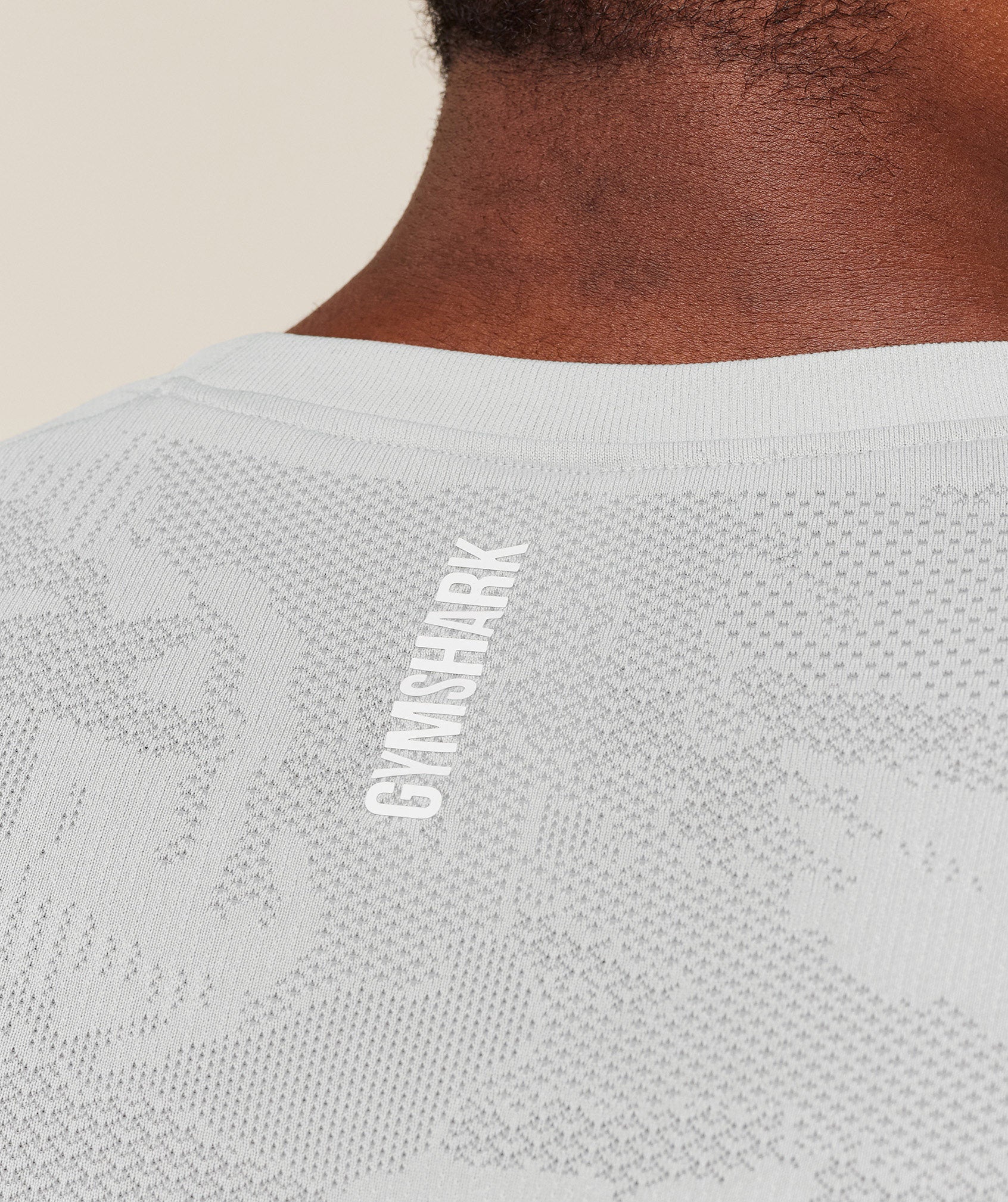 Gymshark Geo Seamless T-Shirt - Light Grey/Smokey Grey - Image 5