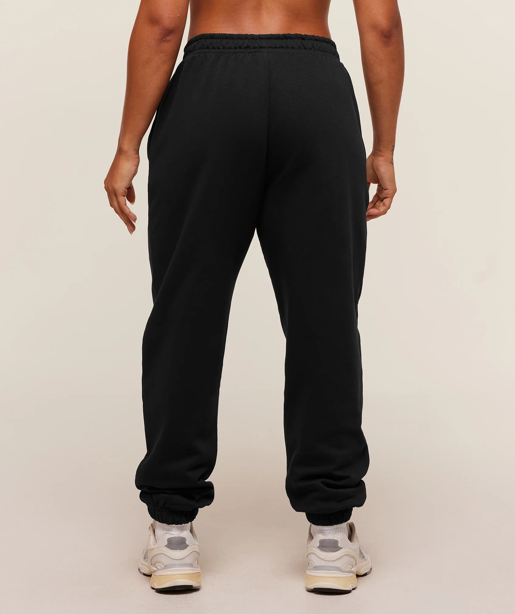 Gymshark GSLC Lifting Club Cuffed Joggers - Black - Image 2