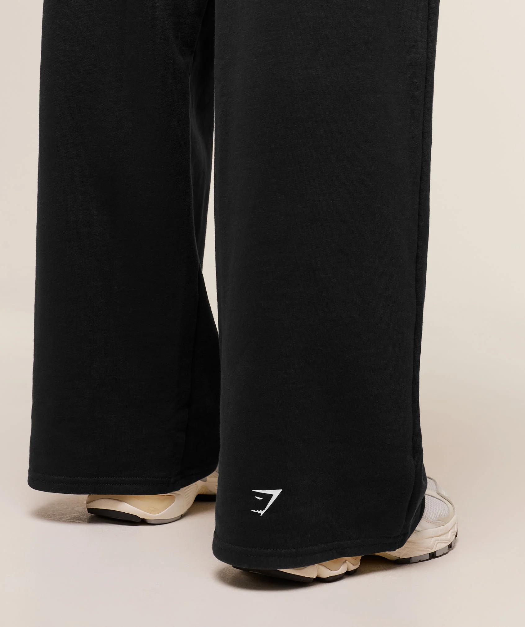 Gymshark GSLC Lifting Club Straight Leg Joggers - Black - Image 6