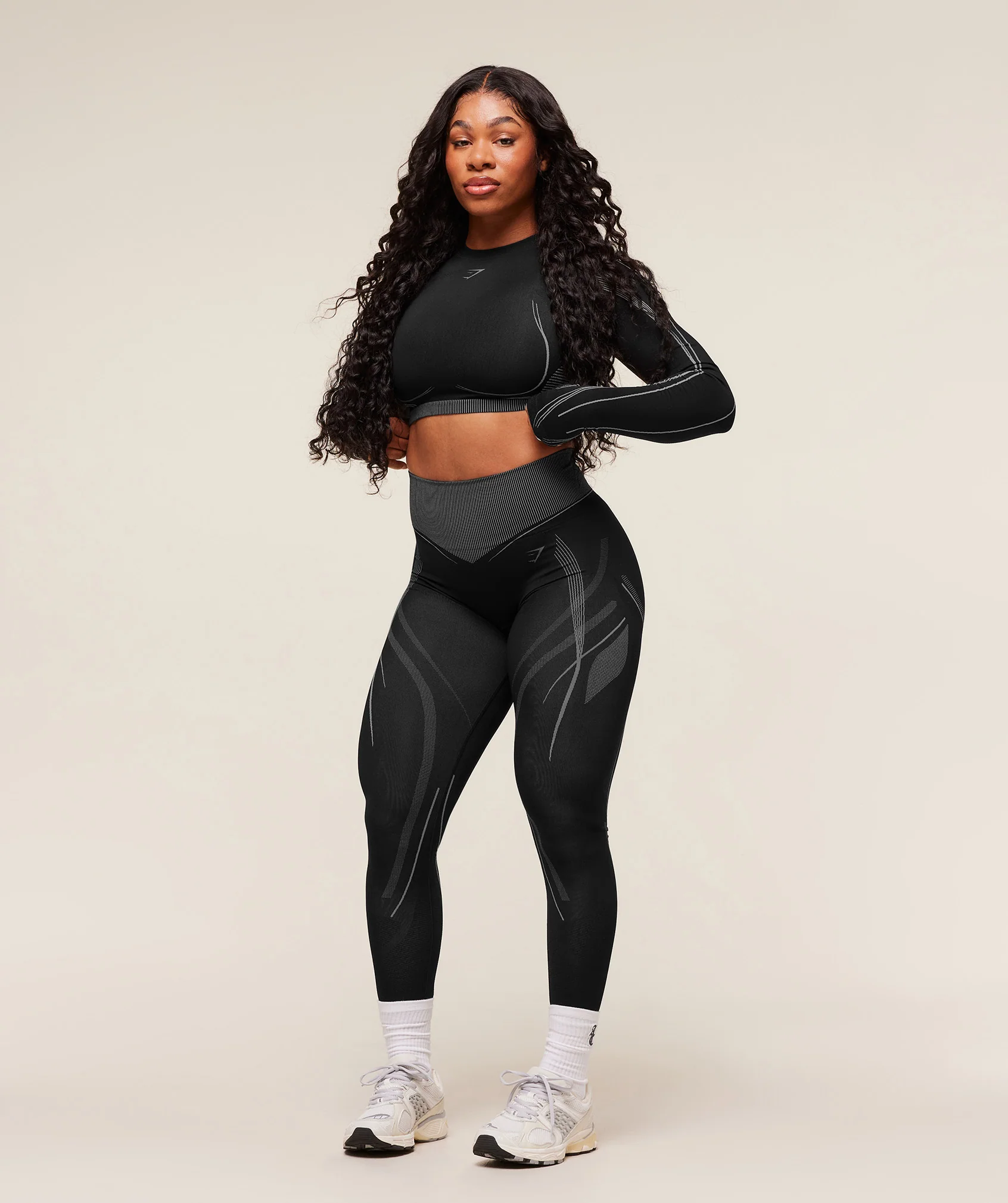 Gymshark x Analis Seamless Long Sleeve Crop Top - Black/Silver Grey - Image 5