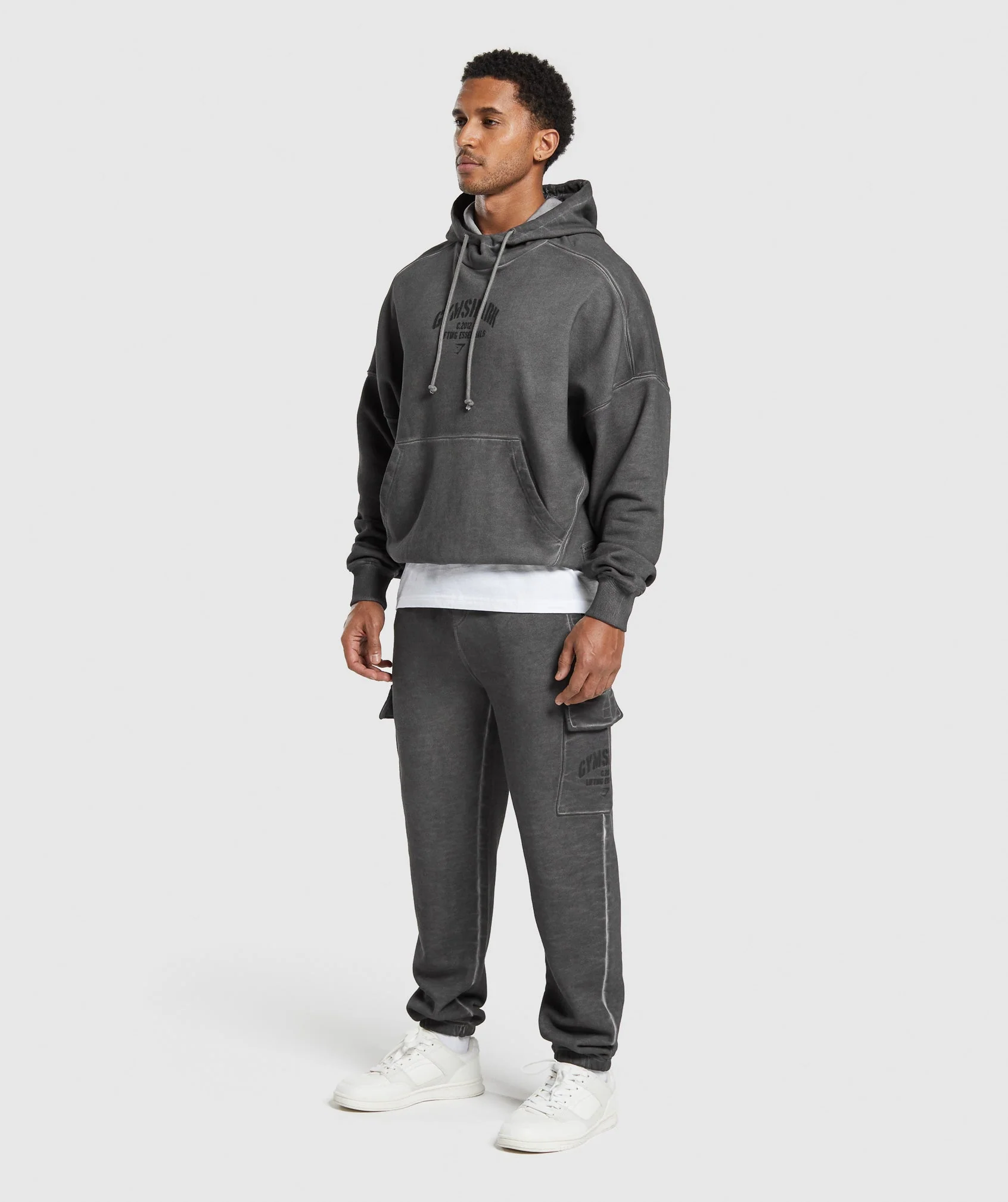 Gymshark Heavyweight Washed Cargo Joggers - Black - Image 4
