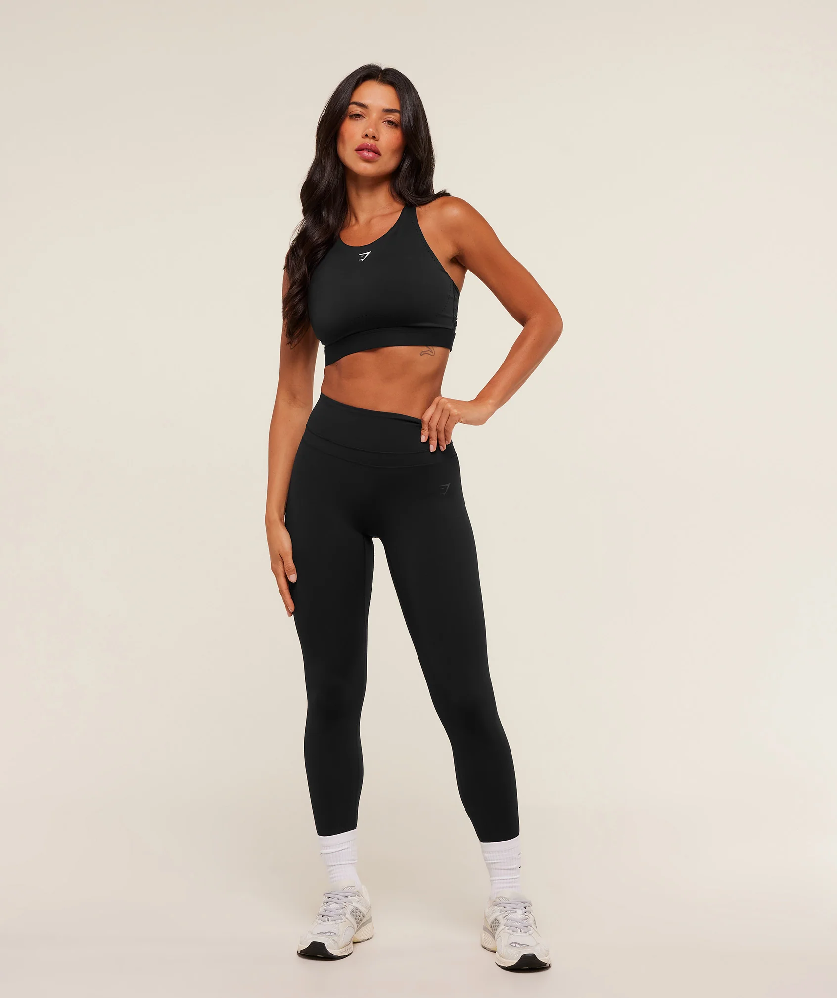 Gymshark High Coverage High Support Sports Bra - Black - Image 4