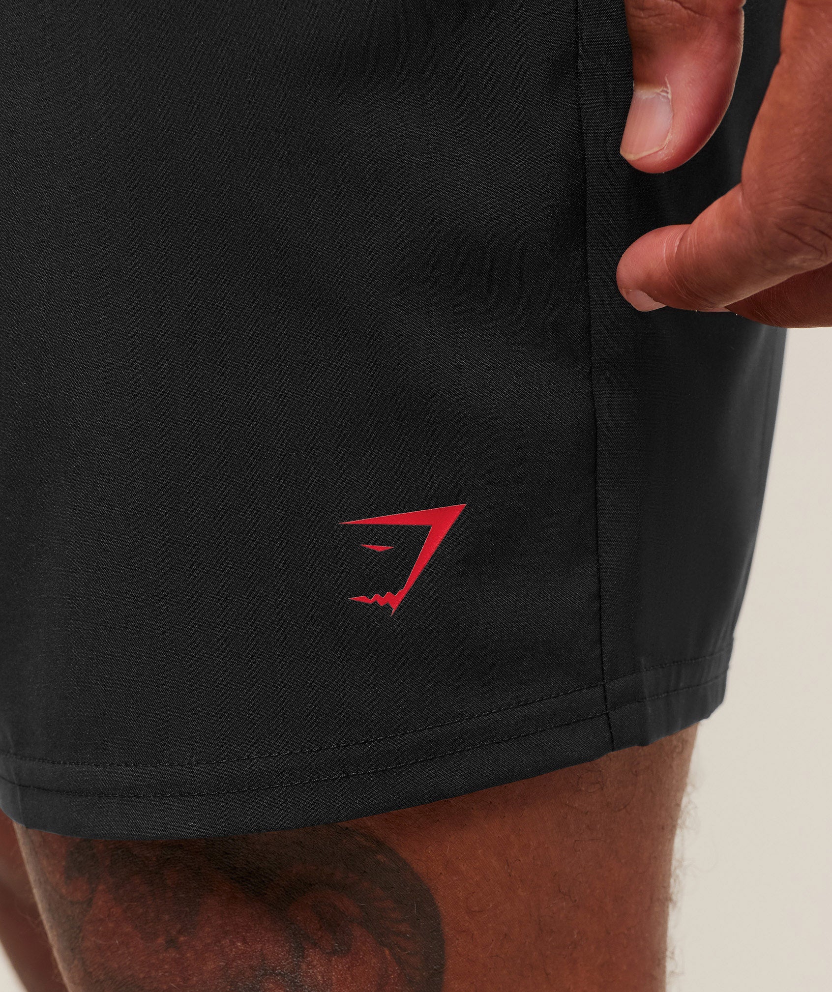 Gymshark Hybrid Graphic 7" Shorts - Black - Image 6