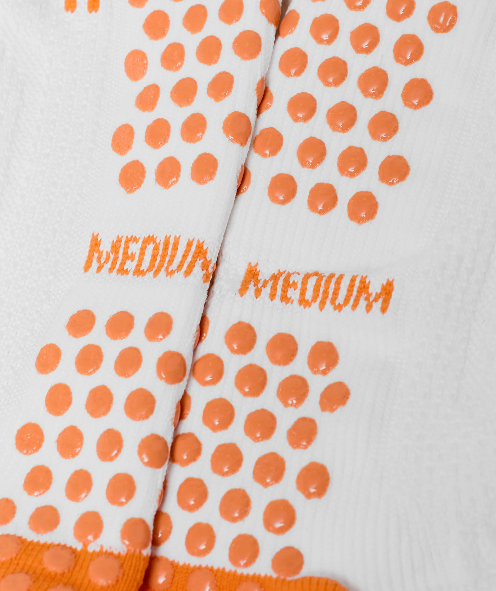 Gymshark Hybrid Training Grip Socks Single - White/Dayglow Peach - Image 4