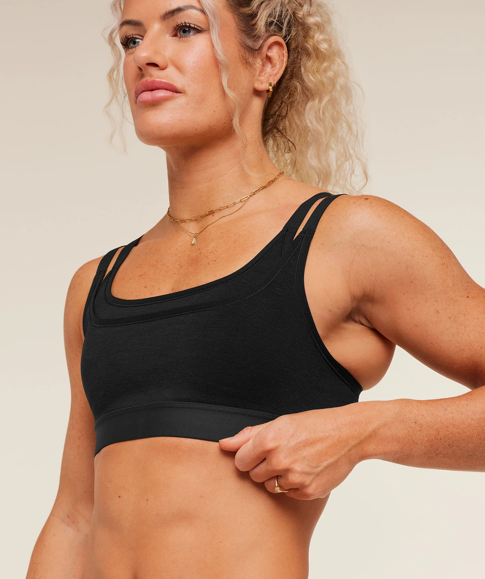 Gymshark Interval Seamless Medium Support Sports Bra - Black - Image 6