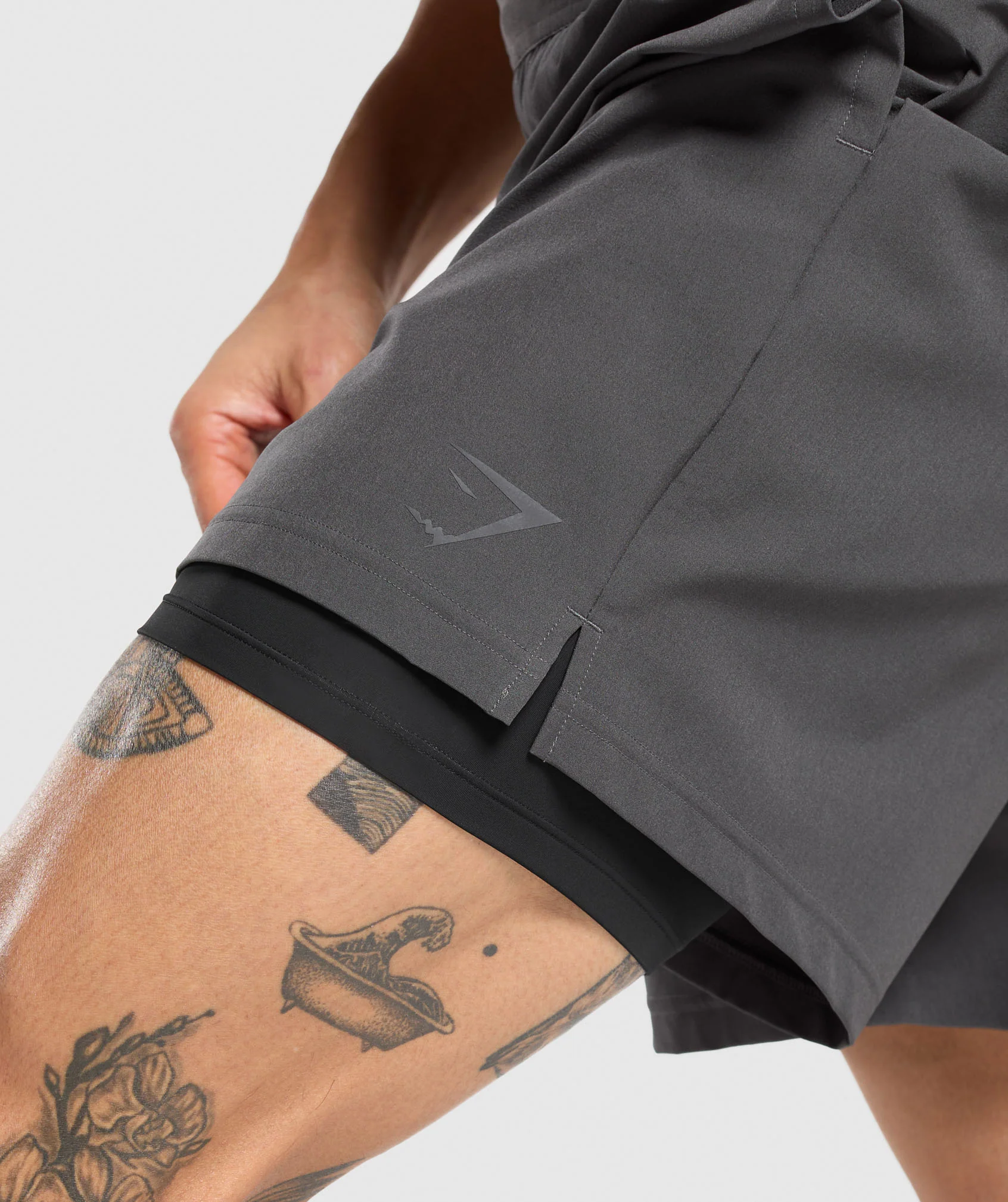 Gymshark Land to Water 6" Shorts - Asphalt Grey - Image 7