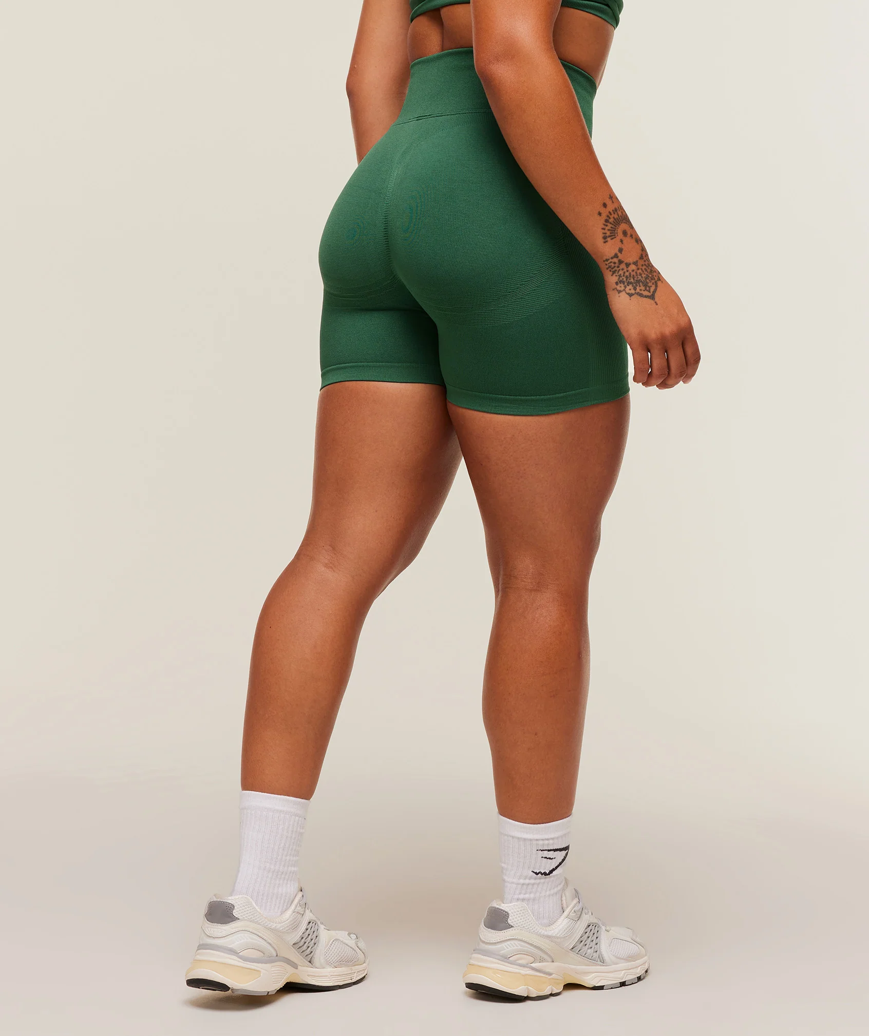 Gymshark Lift Seamless Shorts - Lift Green/Lift Green Marl - Image 2