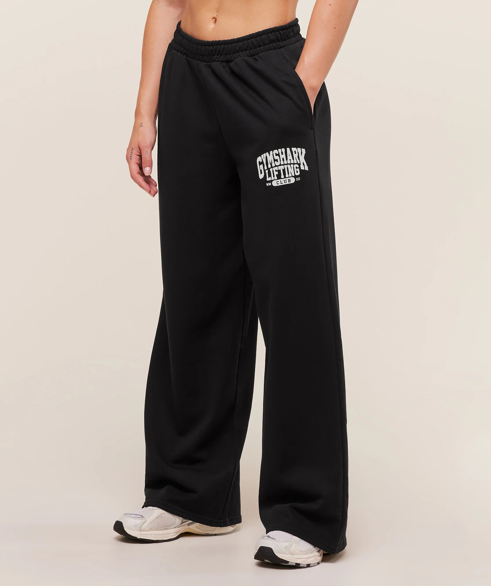 Gymshark Lifting Club Graphic Straight Leg Joggers - Black